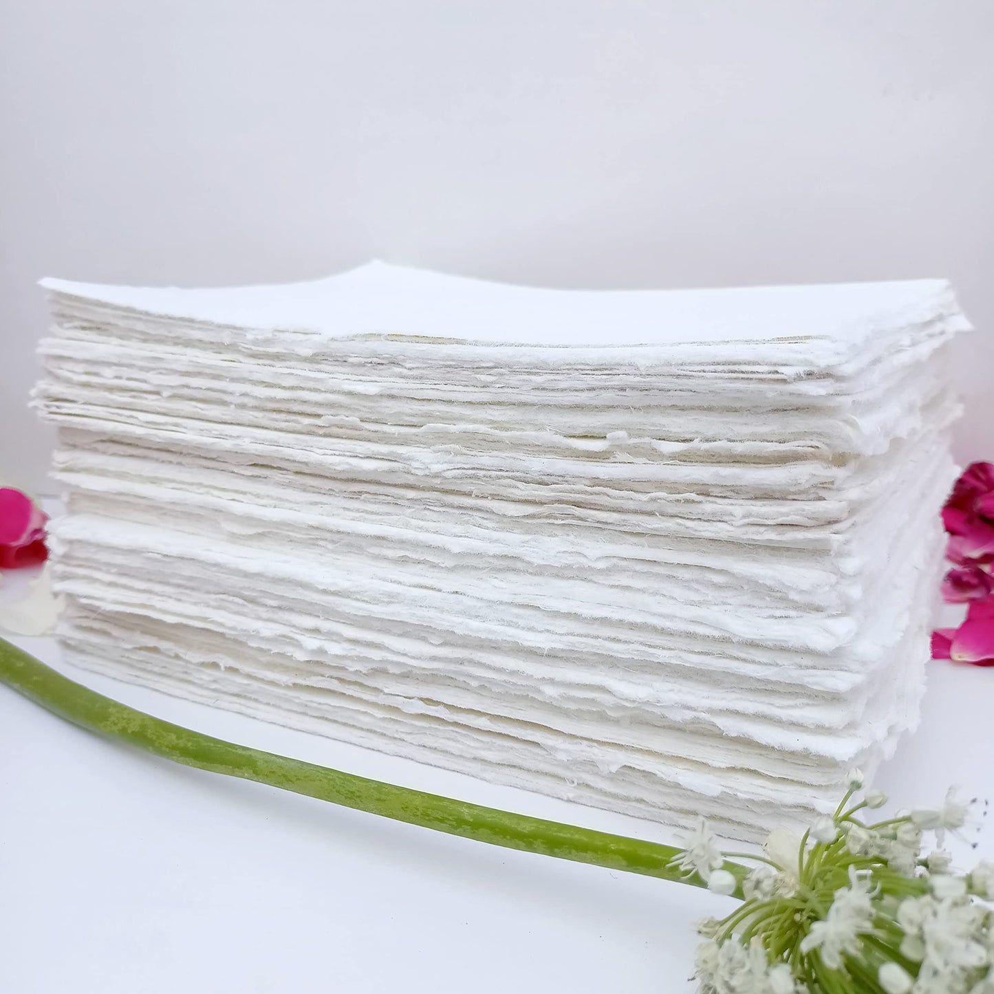 E-Tailor Handmade Paper Mixed Media Deckle Edge Blank Loose Leaf for Watercolor, Writers, Invitations, Crafts Package of 50-Thick 150 GSM-Ivory White (2x3)