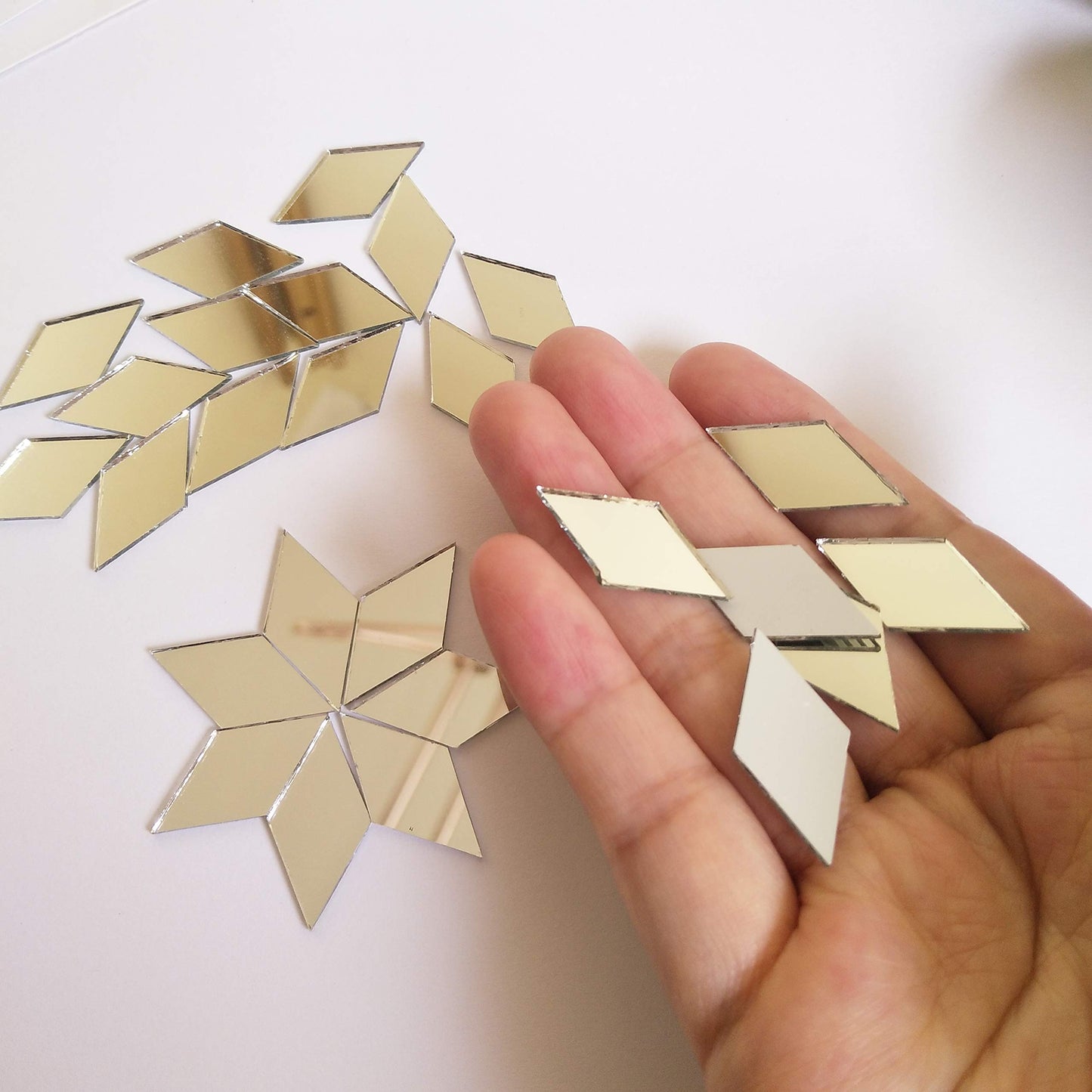 Set of 200pcs RUIXUAN Diamond Shape Mosaic Tiles Mirror Glass Home Decoration Crafts DIY Accessory (1/2x1inch)