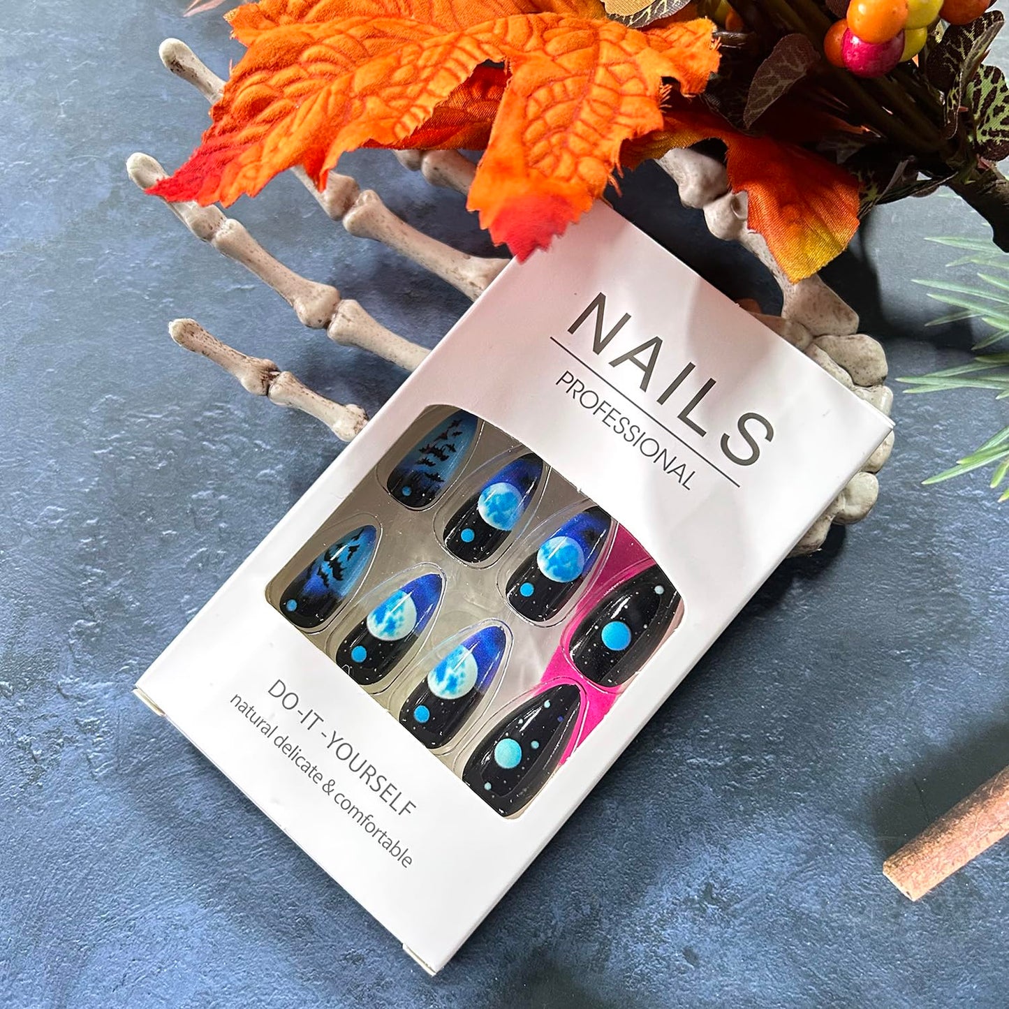 Almond Tip Halloween Press on Nails Long Horror Bat Moon Pattern Halloween Nail Full Cover Glossy Artificial Acrylic False Nail French Tip Blue Gradient Stick on Nails for Women Festival Decoration