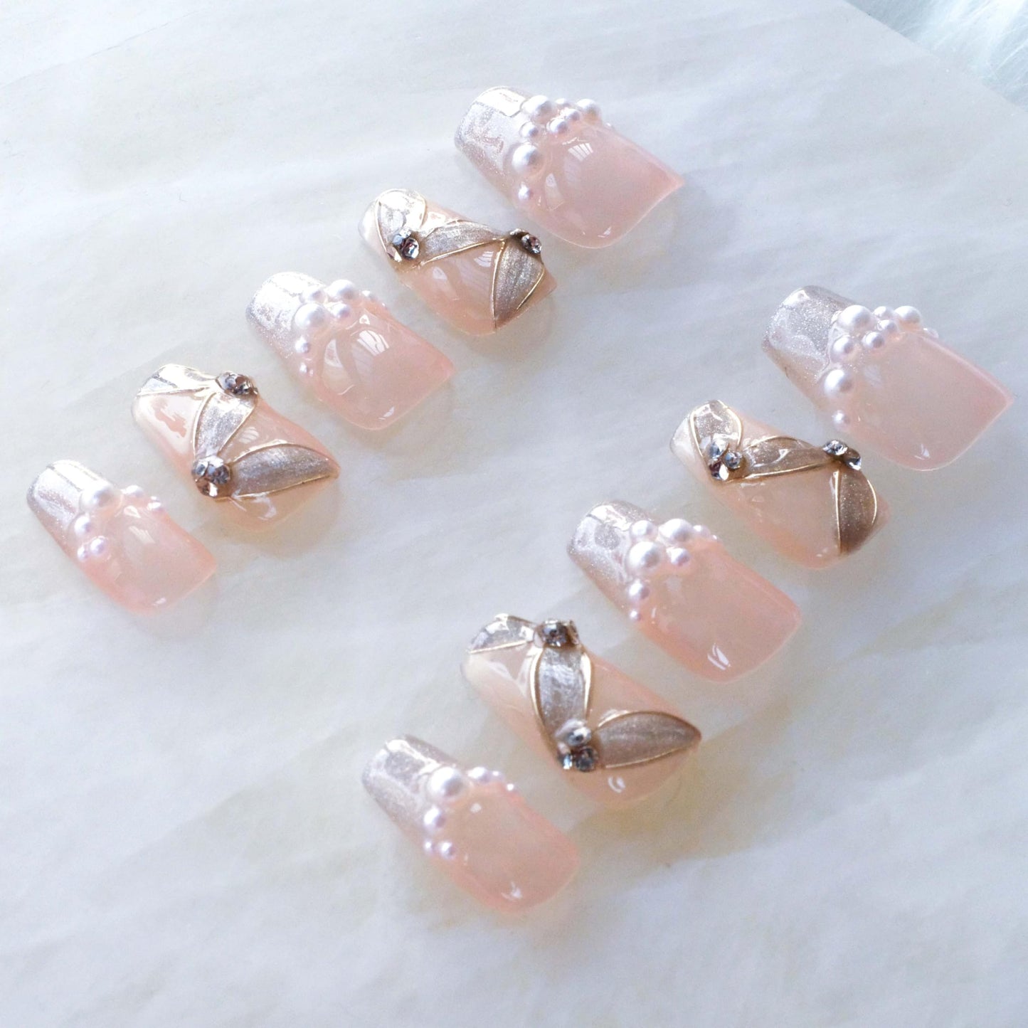GLORS Press-on False Nails, medium ballerina Cat Eye Silk Ribbon with French Manicure, Glitter Finish, Pink/White Ombre, 10 Pieces (Medium, MB)