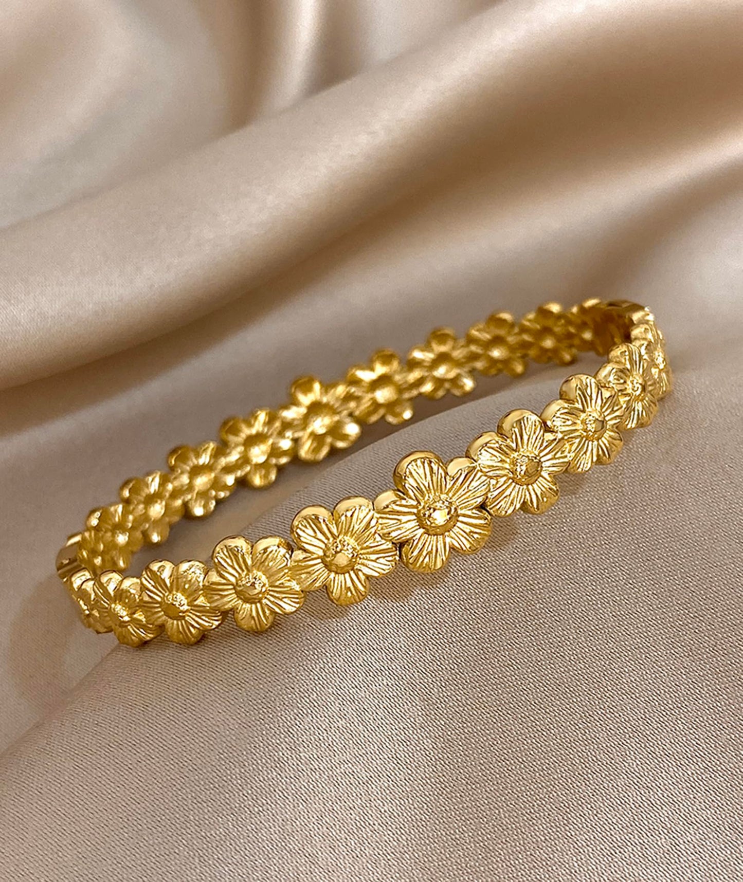 hotoo Gold Flower Bangle Bracelets for Women Cute Stackable Stainless Steel Cuff Bracelet Mother Daughter Sister