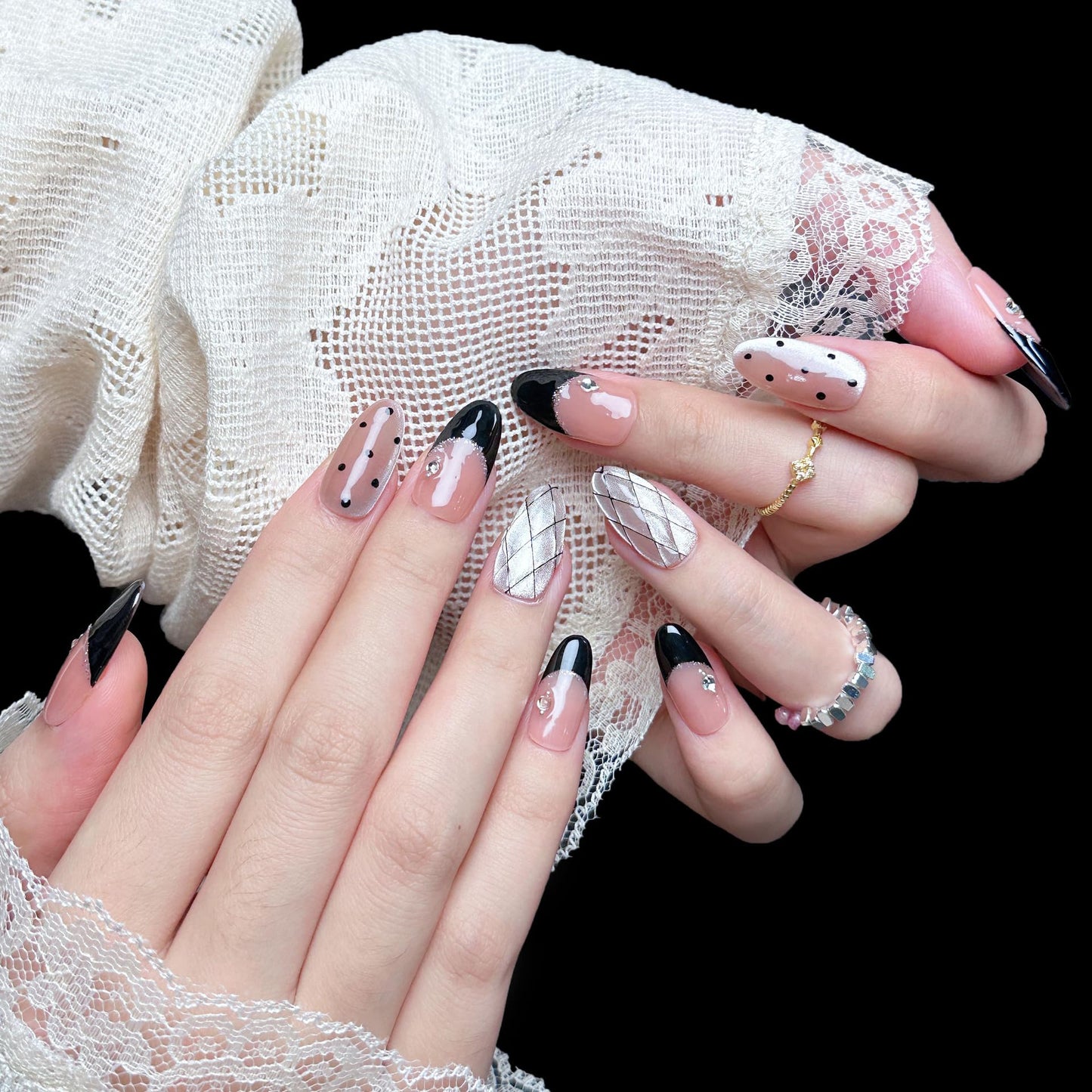 Handmade Press On Nails impress Fake Nails Medium Almond Oval French nails 3D Pink and Black Checkered cute design Hand Finger Manicure glue False press ons Nail Artificial (S size)