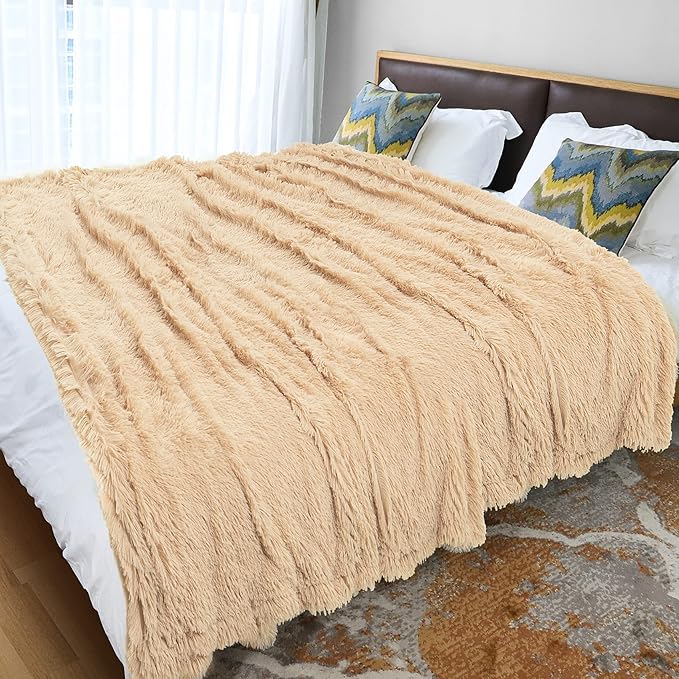 Tuddrom Decorative Extra Soft Faux Fur Blanket Twin Size 70" x 78",Solid Reversible Fuzzy Fluffy Cozy Plush Fleece Comfy Microfiber Blanket for Couch Sofa Bed,Apricot