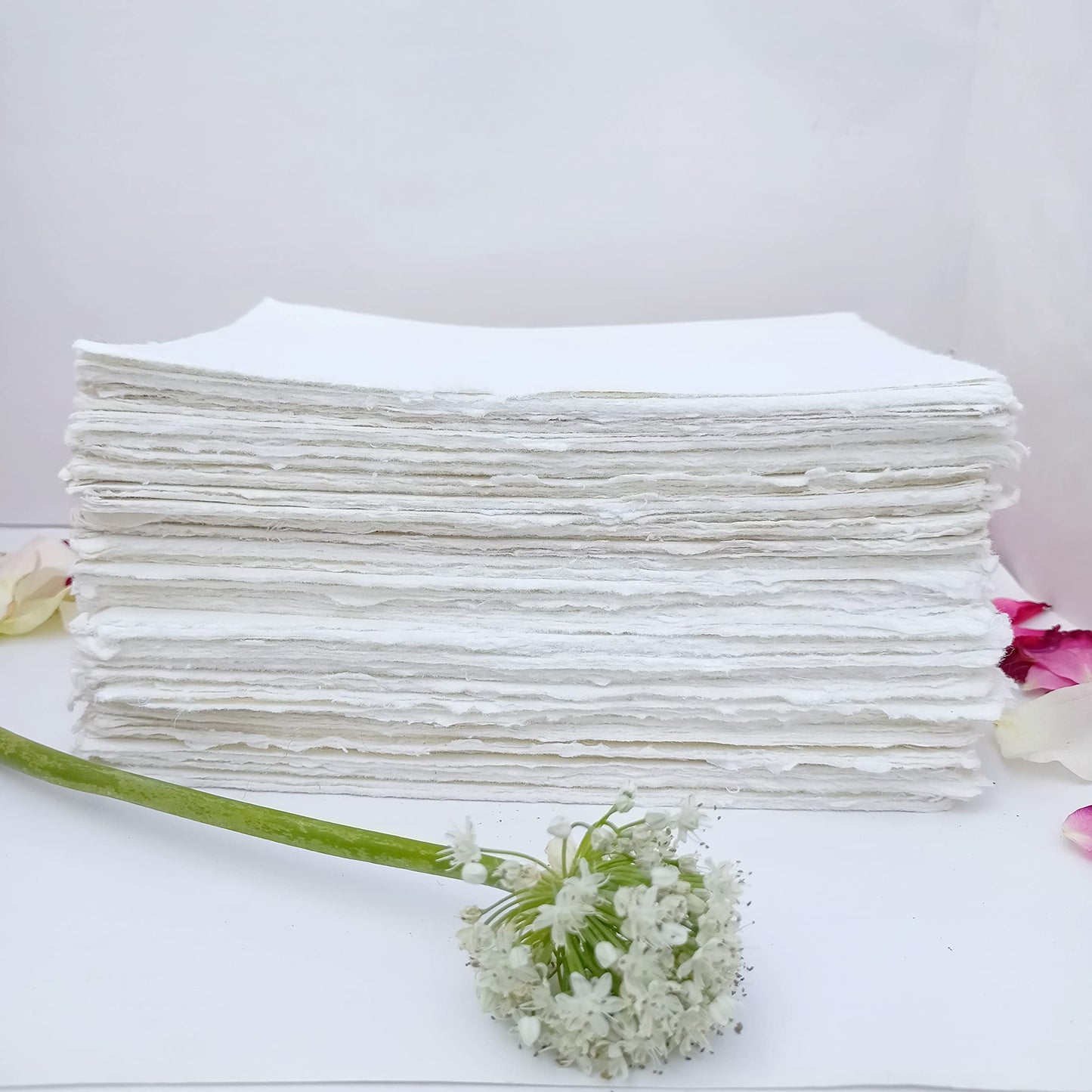 E-Tailor Handmade Paper Mixed Media Deckle Edge Blank Loose Leaf for Watercolor, Writers, Invitations, Crafts Package of 50-Thick 150 GSM-Ivory White (2x3)