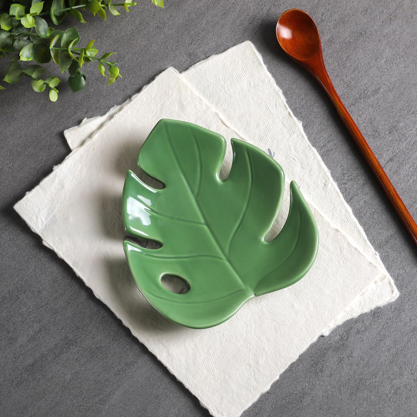 Honeydak Ceramic Spoon Rest for Kitchen Counter Monstera Leaf Shaped Tray Decorative Spoon Rest Tea Bag Dish Tea Light Holder