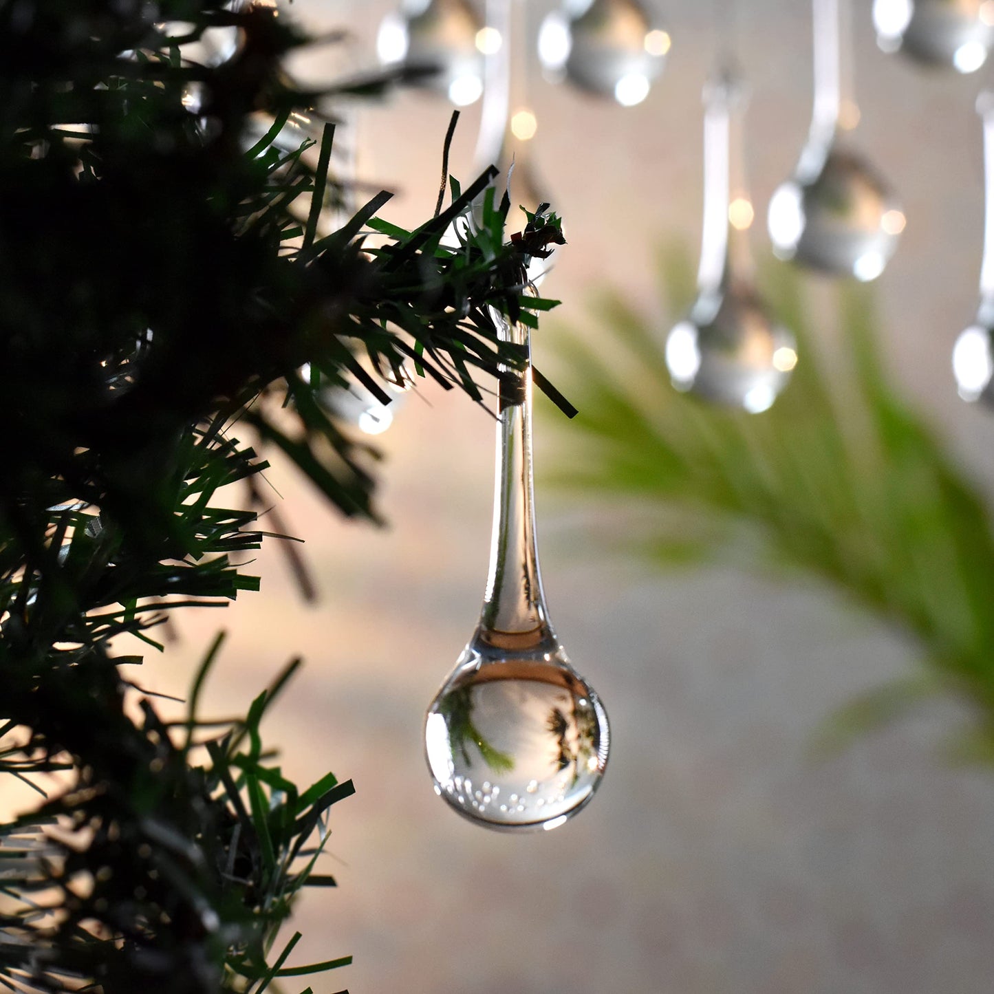 IndianShelf 50 Clear Glass Christmas Ornaments for Tree- Teardrop Ornaments- Chandelier Crystals Replacement Drops- Christmas Decorations- Icicles Raindrop Decorative Hanging Ornaments Centerpieces