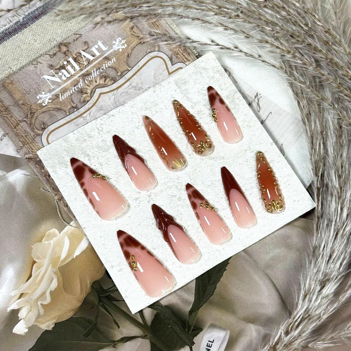 IMSOHOT Press on Nails Long Stiletto Fake Nails Brown Crocodile Print French Tips False Nails with 3D Chrome Gold Pattern Designs Glossy Acrylic Handmade Glue on Nails 24Pcs