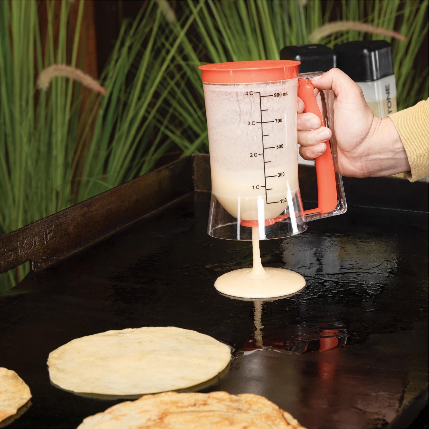 Plastic Batter Dispenser, Cast Iron Bacon Griddle Weight Press, 10 Inches Stainless Steel Omelet Egg Ring, Wood Wooden Crepe Spreader Spatula