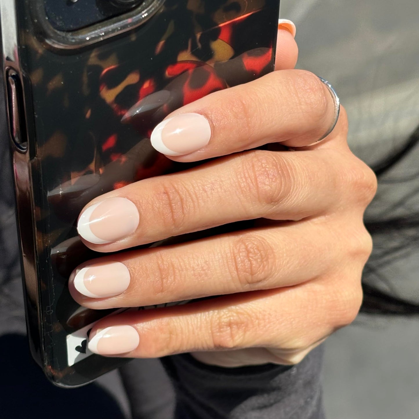 WELL ROUNDED Press-On Nails by Lavaa Beauty | Short Rounded | Short Round Oval French Tip Nails