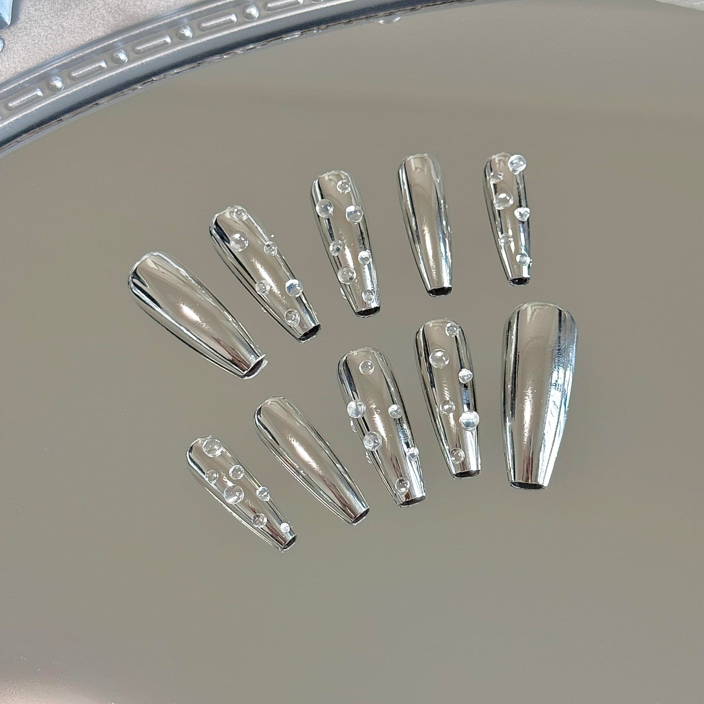 Mirror Silver Press on Nails, Metallic Chrome Fake Nails Coffin Medium Length, Holographic Acrylic Stick on Nails for Women - 24Pcs Reusable False Nails with Glue Party & Wedding
