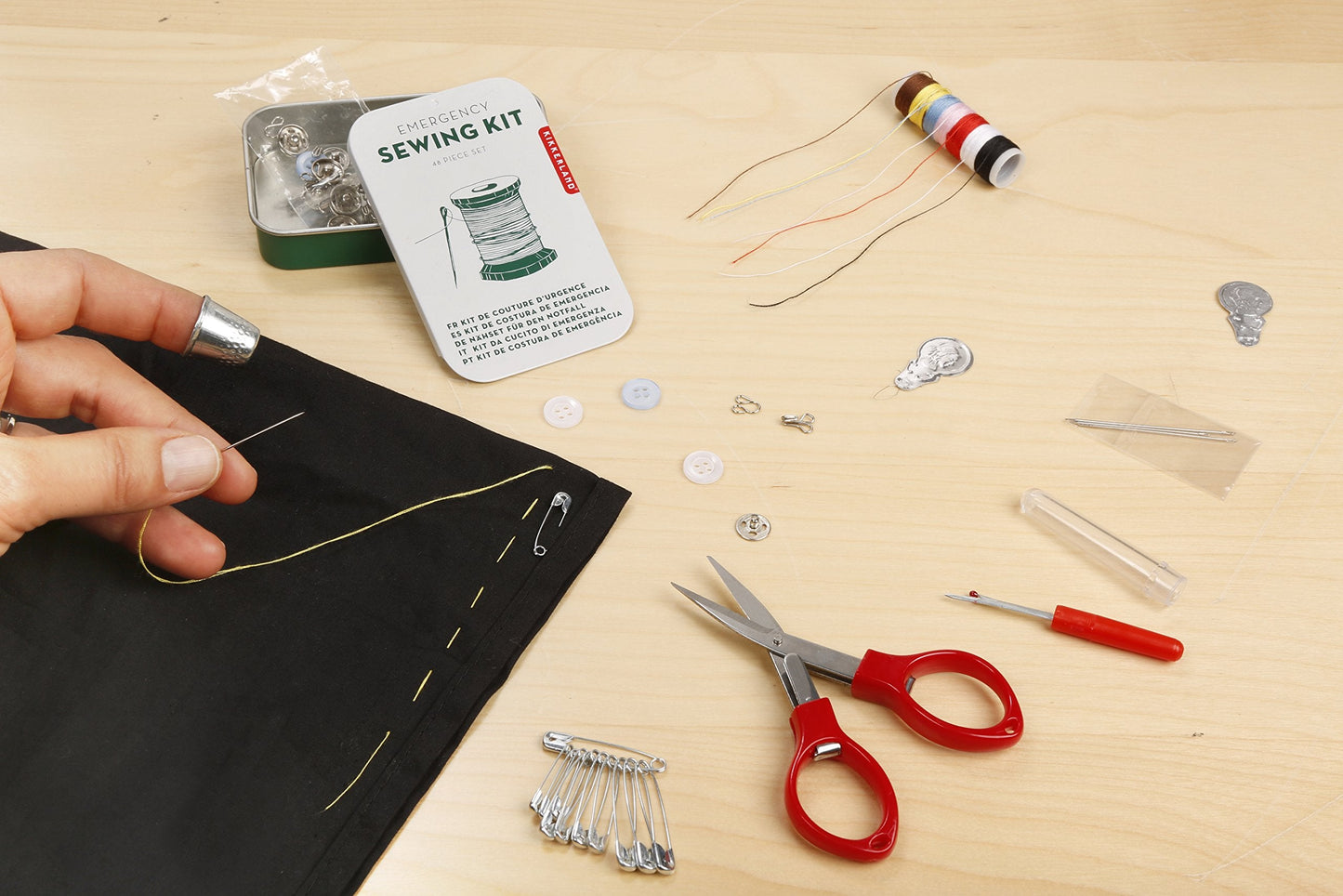KIKKERLAND Design Emergency Sewing kit
