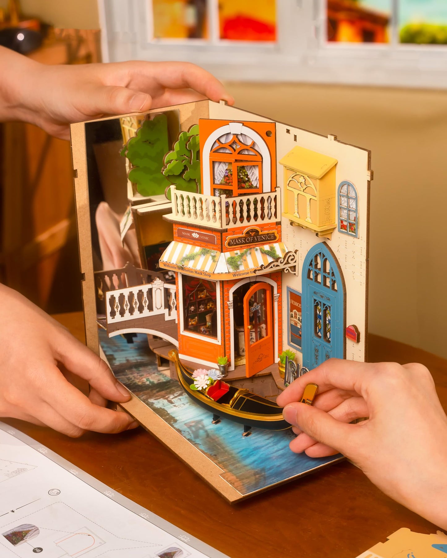 ROBOTIME Book Nook Kit with Dust Cover DIY Miniature House with LED 3D Wooden Puzzle Booknook Bookshelf Insert Decor Bookend Model Craft Hobby Gift for Teens and Adults (Romantic Venice)