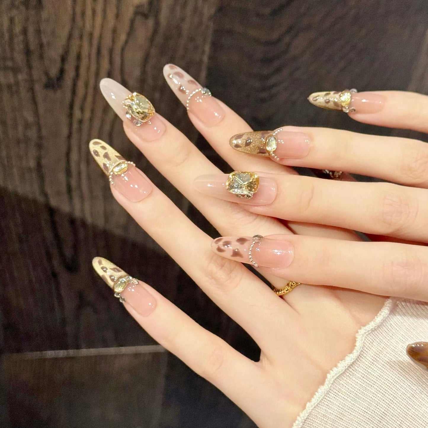 Handmade Press on Nails Long Stiletto Fake Nails French Tip Leopard print False Nails with 3D Rhinestones Designs Sparkly Gold luxury Artificial Nails Reusable for Women 10pcs (Size M）