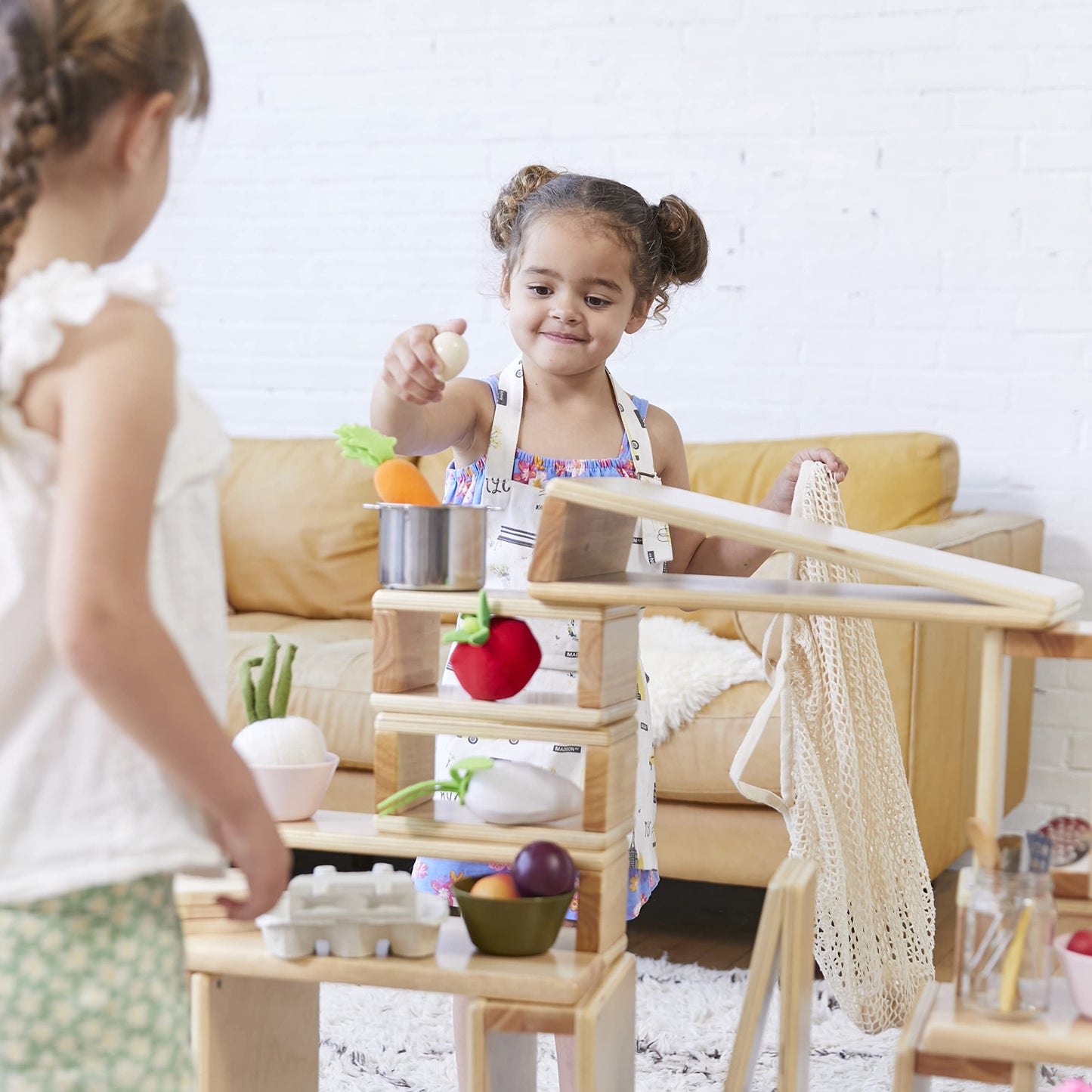 ECR4Kids Wooden Tunnels and Arches Stacking Playset, Montessori Toys, Natural, 18-Piece