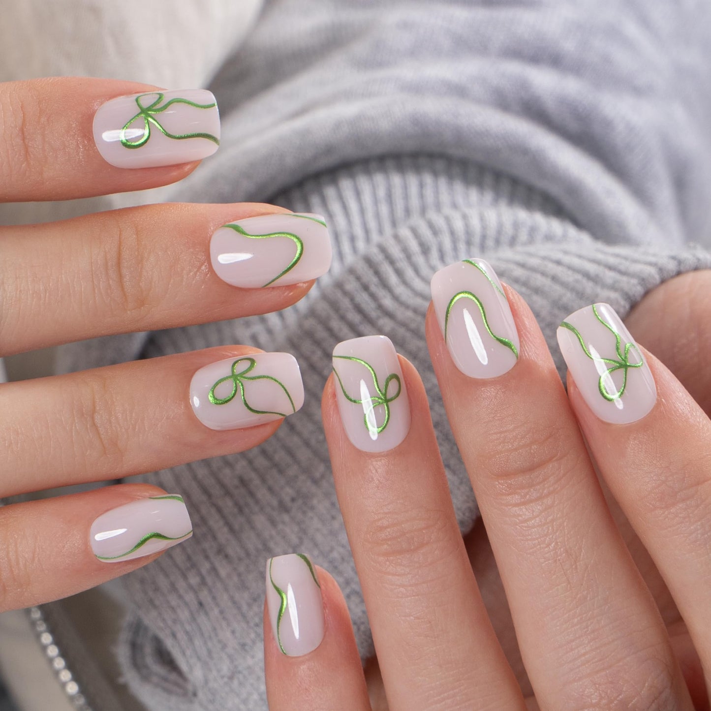 CurvLife Press on Nails Short Square Acrylic Fake Nails with Apricot Design Full Cover False Nails Glossy Nude Glue on Nails Artificial Stick on Nails for Women (Ribbon Glow)