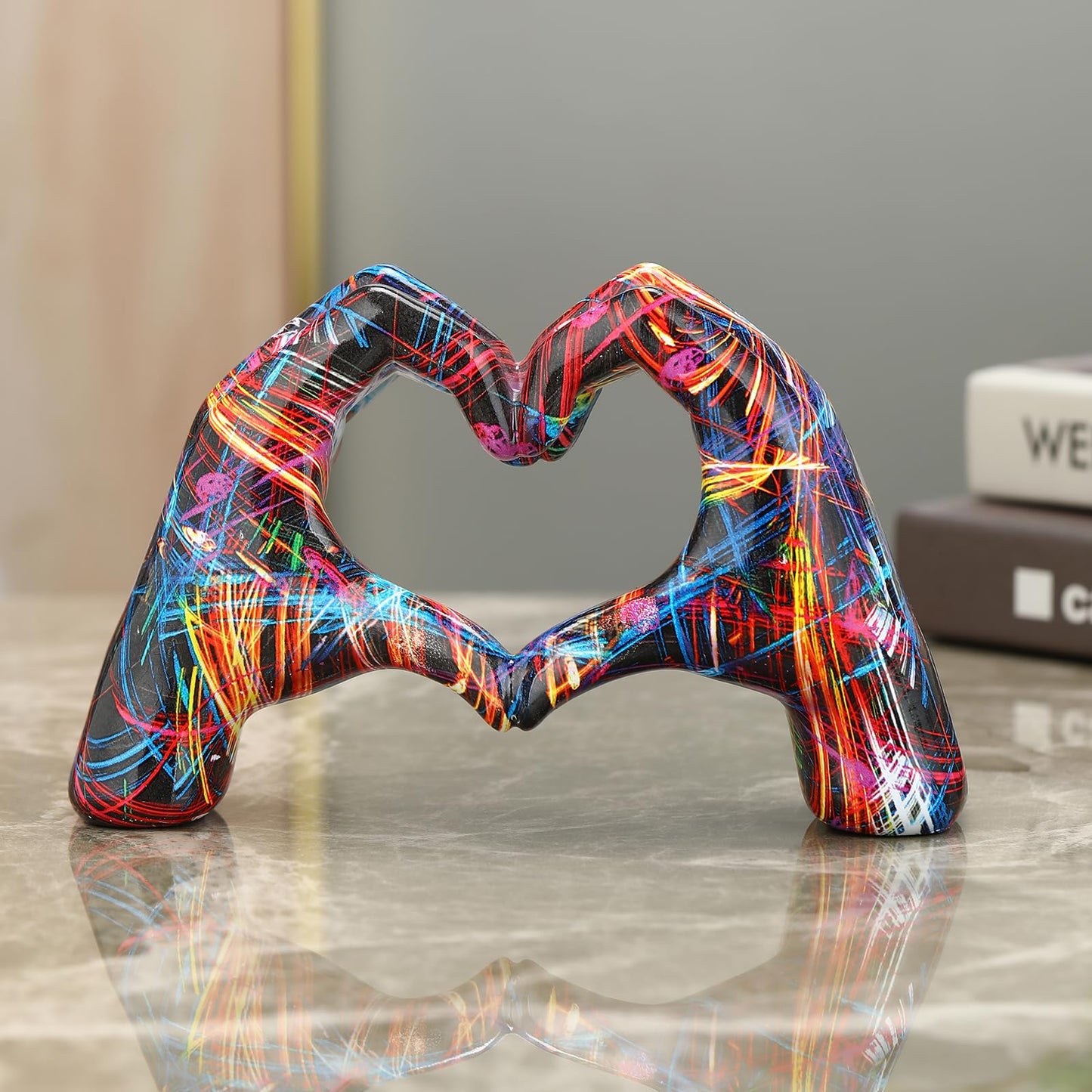 JDPEYI Heart Hands Sculpture Room Decor Hand Heart Statue Bracelet Holder Decorative Hand Art for Bedroom Living Room Bookshelf and Coffee Table