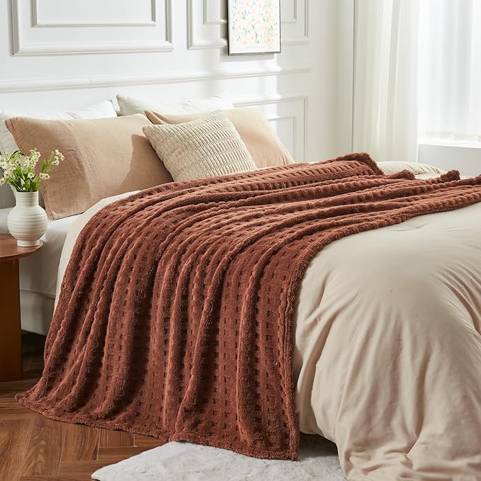 NEWCOSPLAY Super Soft King Blanket Coffee Premium Silky Flannel Fleece 3D Waffle Checkered Lightweight Bed Blanket All Season Use (Coffee, King(90"x110"))