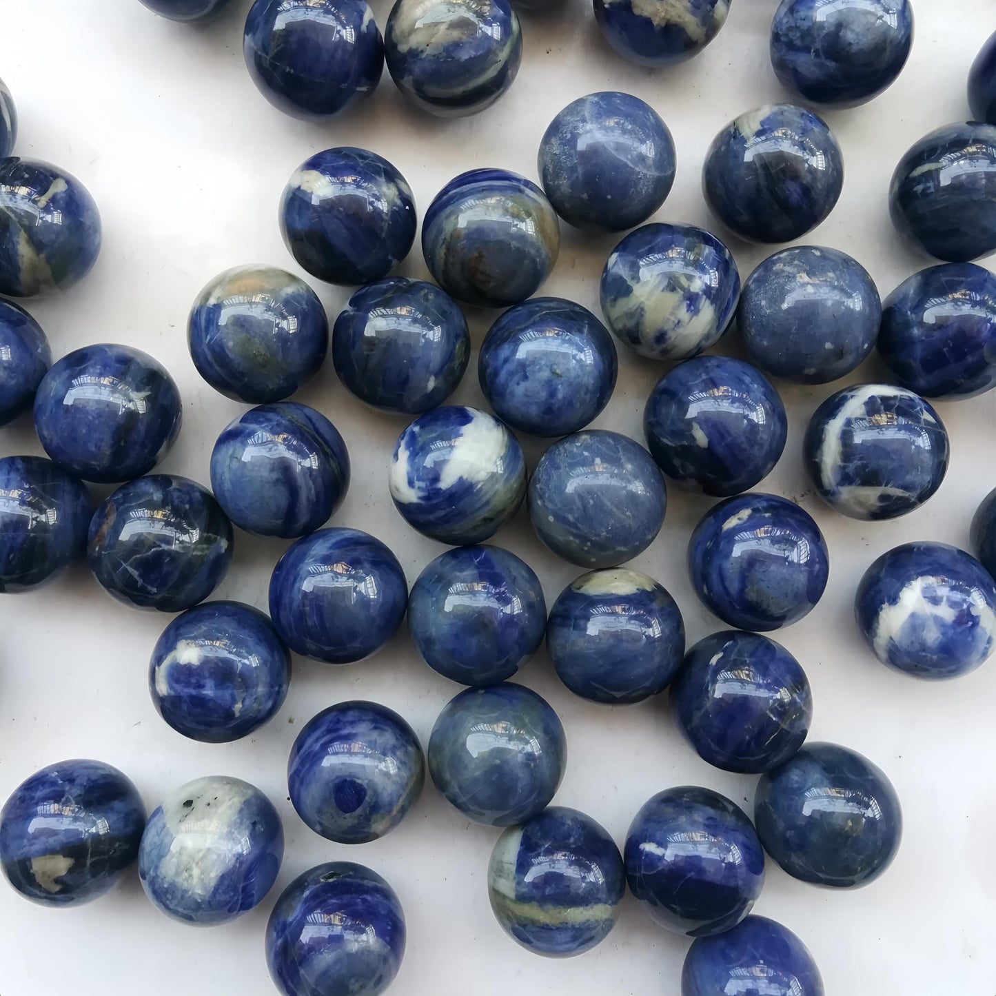 Sunshcat Natural Sodalite 0.78 Inchs Crystals and Healing Stone Ball Set,Home Desktop Feng Shui Array Decoration(7 Pieces) ﻿