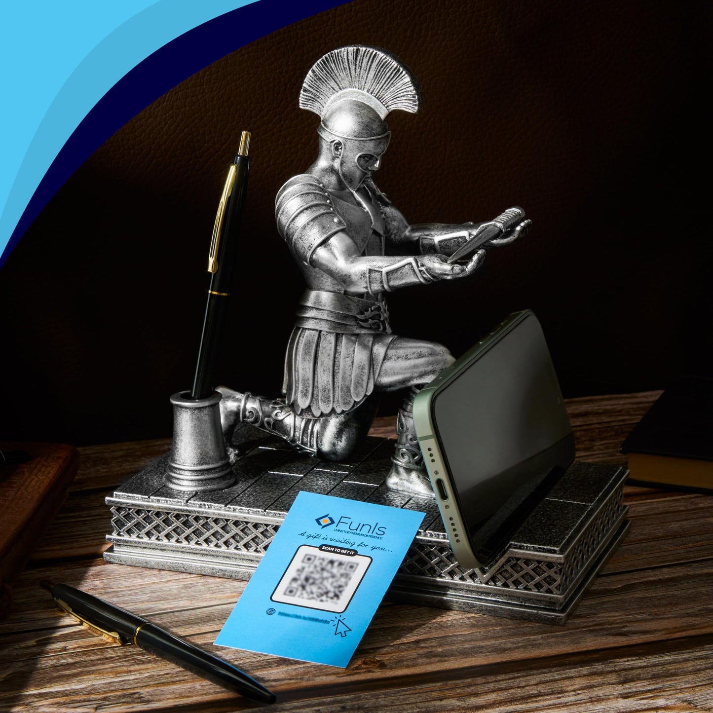 FUNIS Knight Pen Holder for Desk - Medieval Roman Knight Statue with 2 Pen Slots and Phone Stand - Cool Desk Decor for Men - Unique Executive Gift for Him