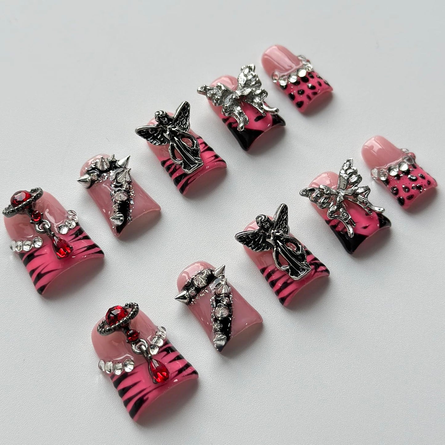 Luxury Press on Nails Short Duck Handmade 3D Unique Reusable ABS Material Fake Nails Pink French Tip False Nails with Designs Butterfly Rhinestones Rivet Glossy Glue on Nail Thick Acrylic Nail(S)