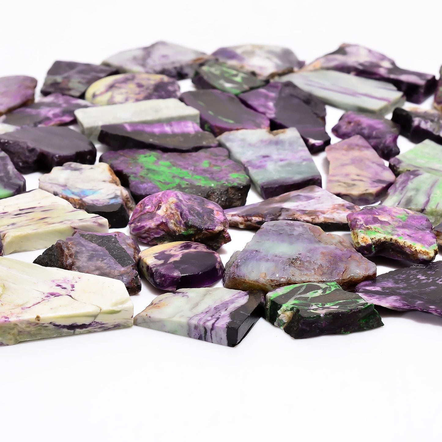 Natural Kemmererite Raw Slice Gemstone- Healing Crystals for DIY Jewelry Making -Loose Natural Cabochon -Perfect for Crafting Unique Jewelry Designs (5 pcs, 25-35 mm)