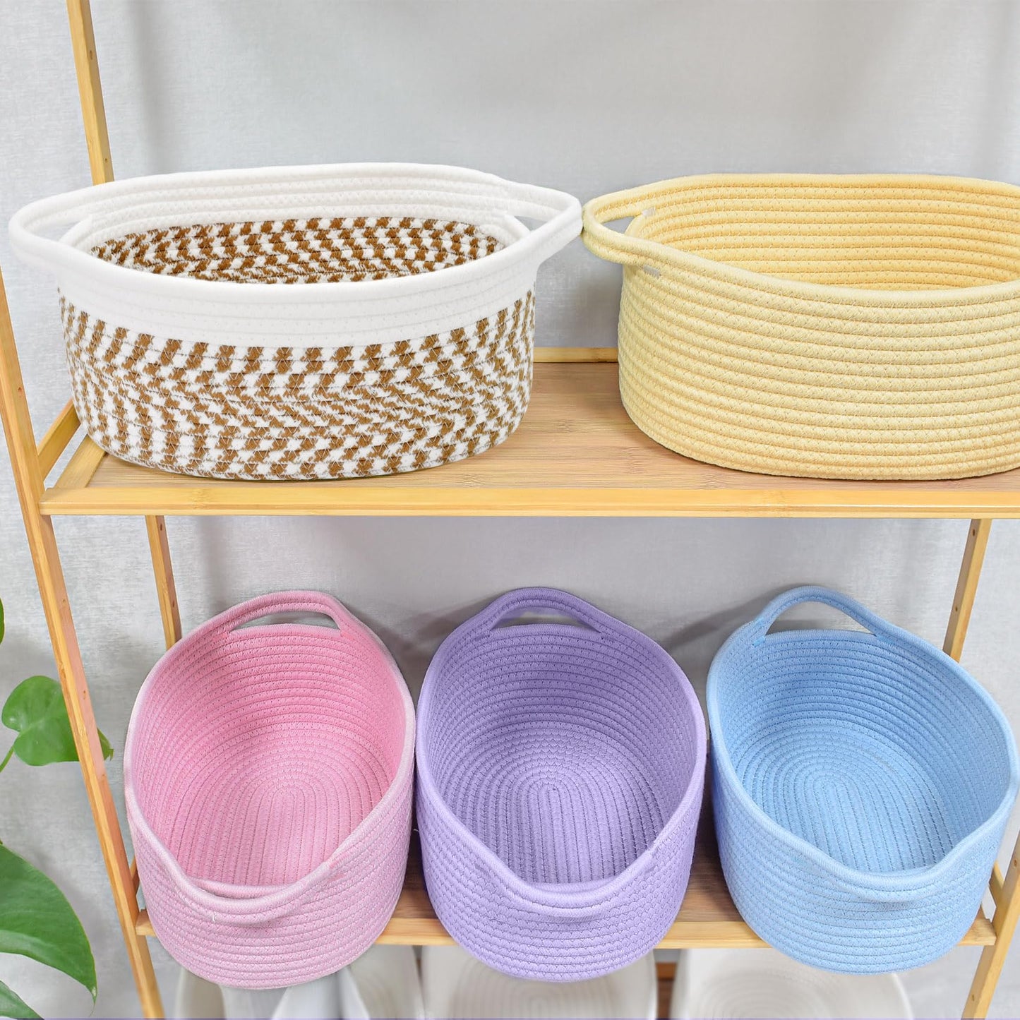 ABenkle Small Basket, 12"x 8" x 5" Cute Small Woven Basket, Rope Room Shelf Storage Basket, Cat Dog Toys Basket Chest Box, Decorative Empty Gift Basket with Handles