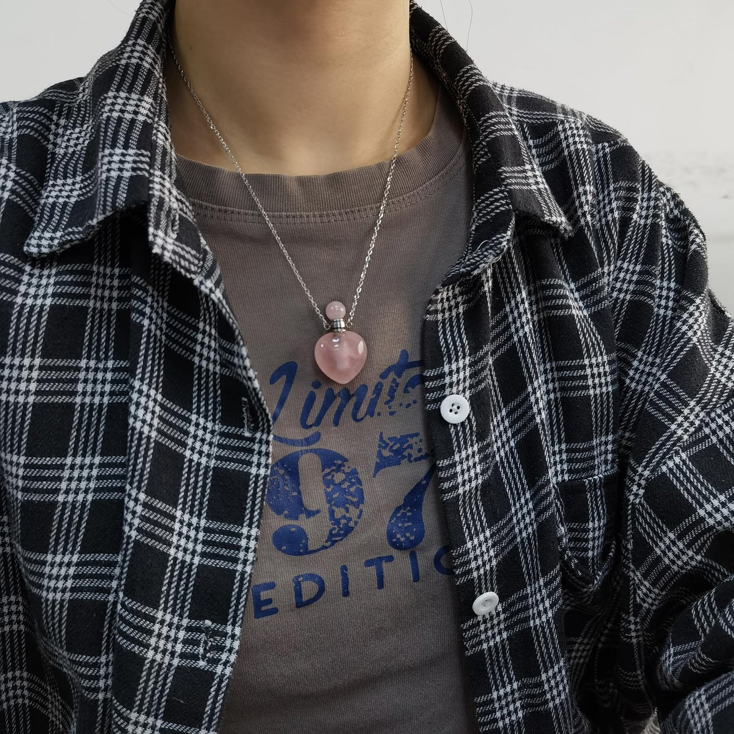 Ladywowu Rose Quartz Necklace, Heart Shape Perfume Bottle Necklace for essential oil, Silver Tone Vial Necklace for Aromatherapy Liquid
