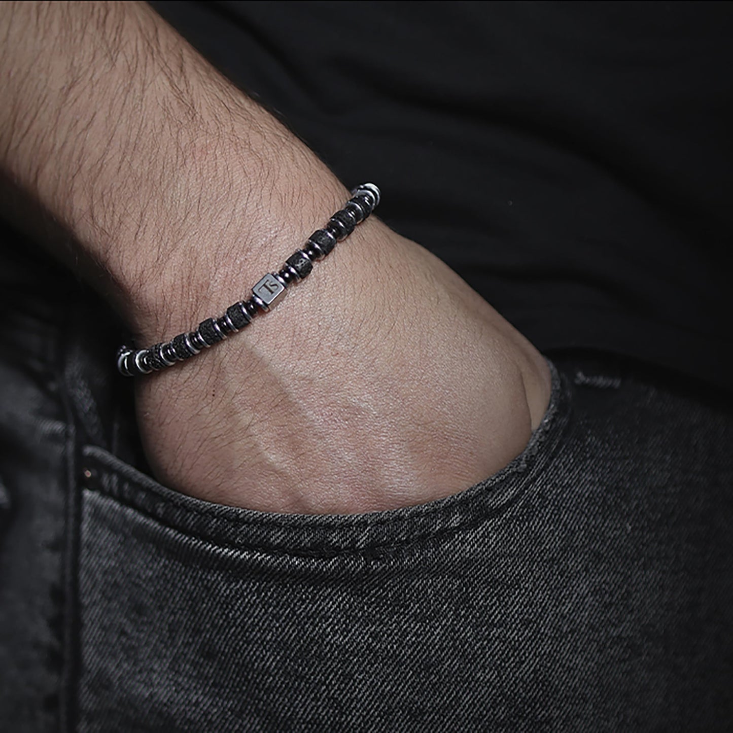 Lava Stone Bracelet – Handmade Volcanic Rock Beads – Premium Natural Stone Jewelry – Black Elastic Beaded Bracelet (Lavas)