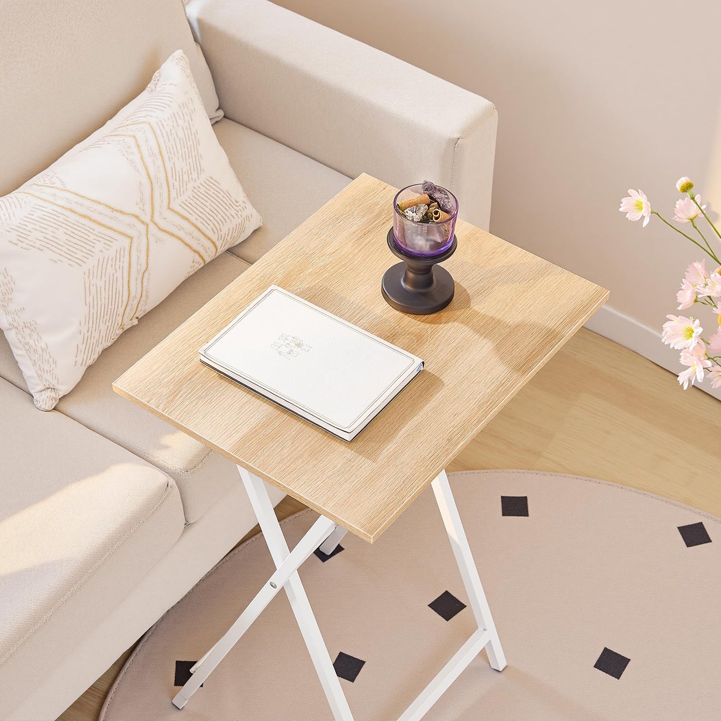 HOOBRO Folding TV Tray Tables, Set of 4 TV Trays with Storage Rack, Industrial Side Table for Eating at Couch, Foldable Snack Table for Small Space, Easy Assembly, Natural and White, WN50BZ01