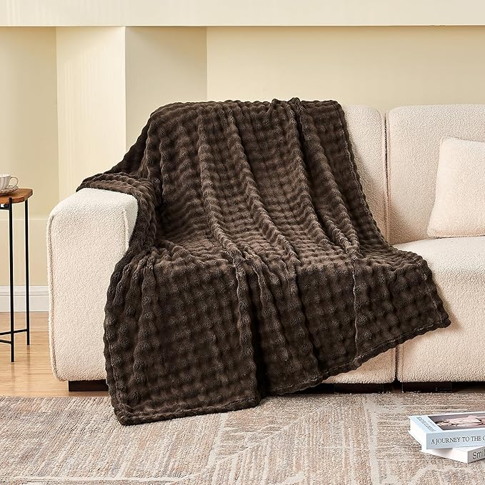 SOCHOW Brown Bubble Fleece Blanket for Couch, Super Soft Cozy Cute Throw Blanket for Women, Decorative Fuzzy Flannel Blanket, 50 x 60 Inches