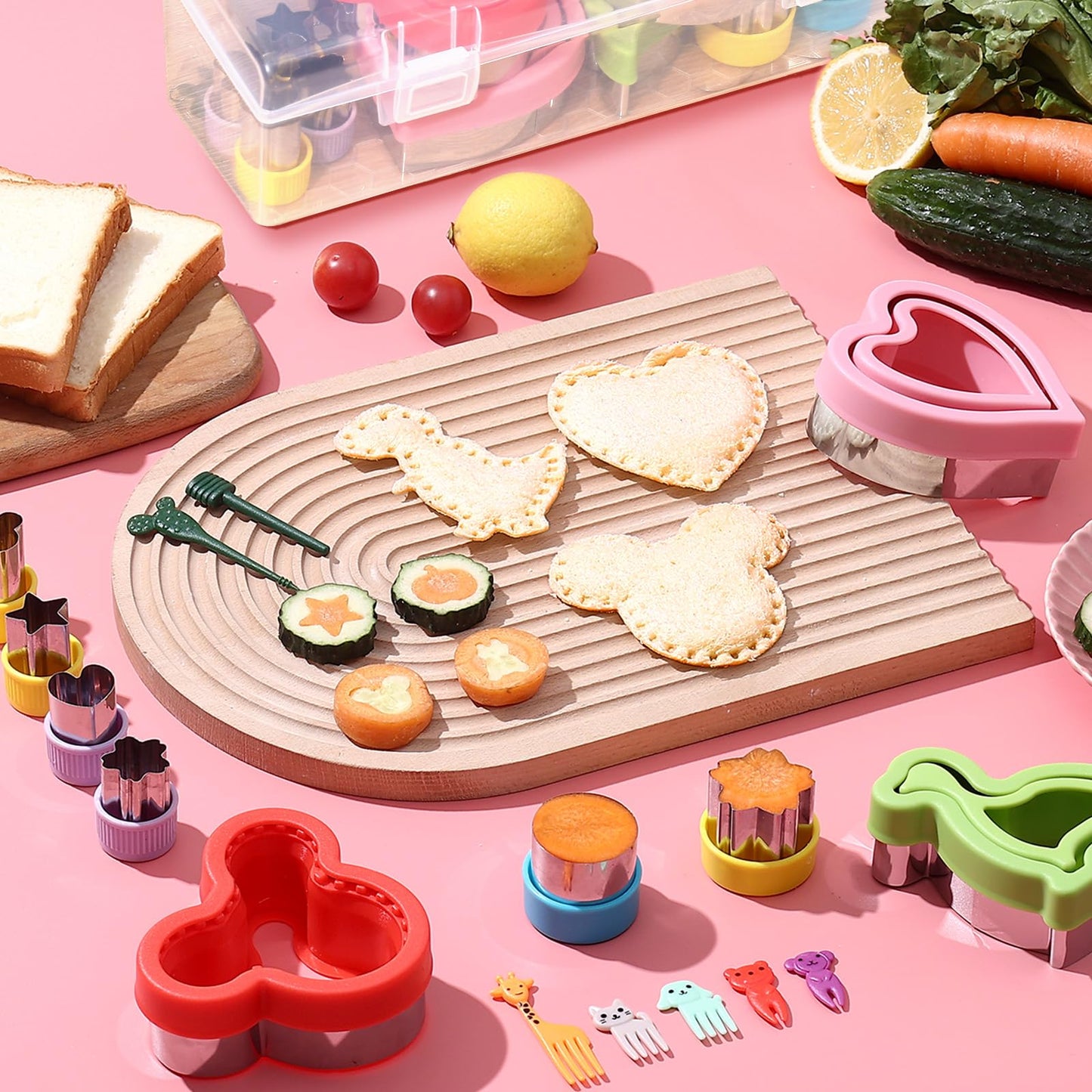 Sandwich Cutter and Sealer with Storage Case, Sandwich Maker, 24 Pcs Crustless Sandwich Cutters for Kids Lunch & Bento Box Accessories, Decruster Sandwich Maker Bread Cookie Cutters for Kids