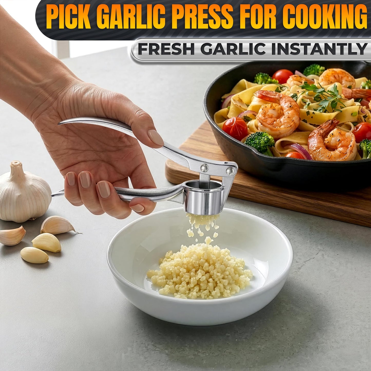 Stainless Steel Garlic Press - Ginger Mincer with 37 Built-In Studs for Maximum Extraction, for Garlic, Ginger and Soft Nuts - Ergonomic Handle, Dishwasher Safe and Rust-Resistant, No Peel Needed
