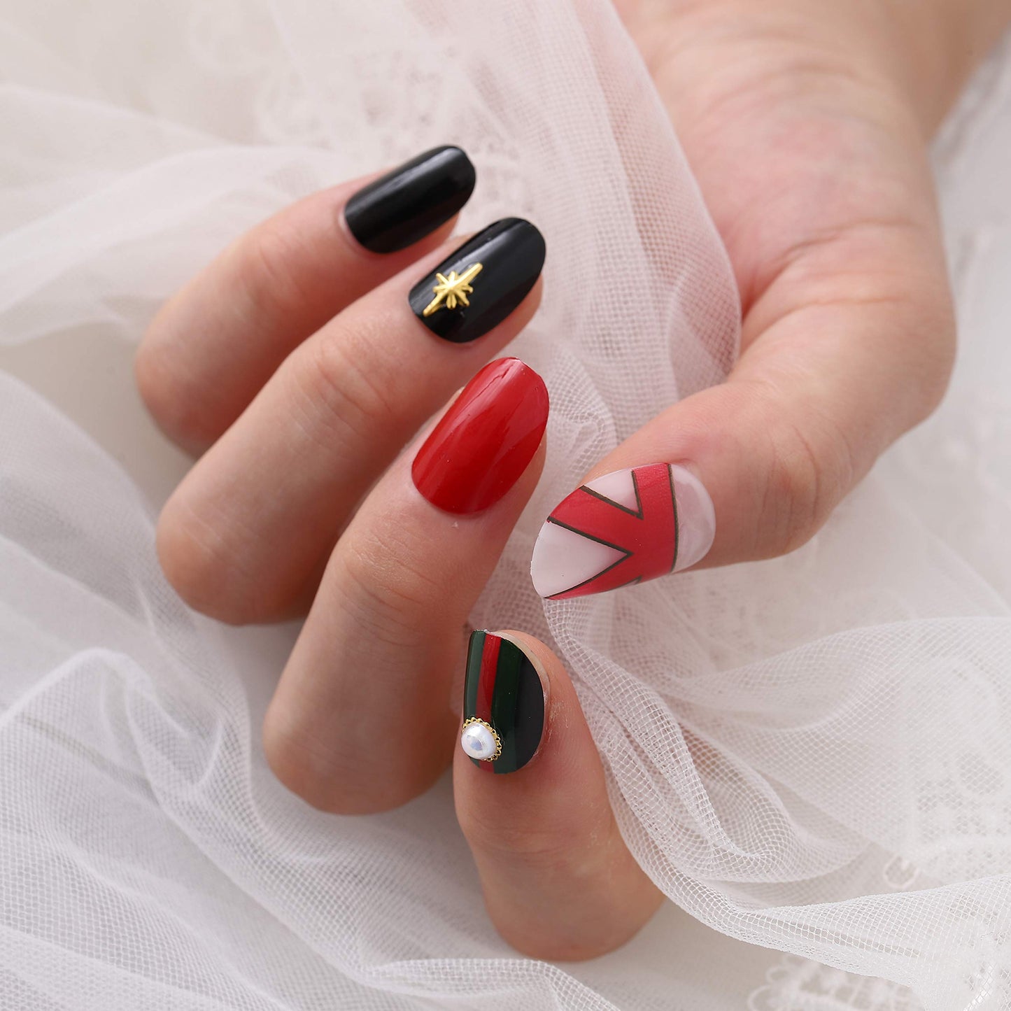Jovono Glossy Fake Nails Black Press on Nail Pearl False Nails Oval Full Cover Artificial Nail for Women and Girls(24PCS)