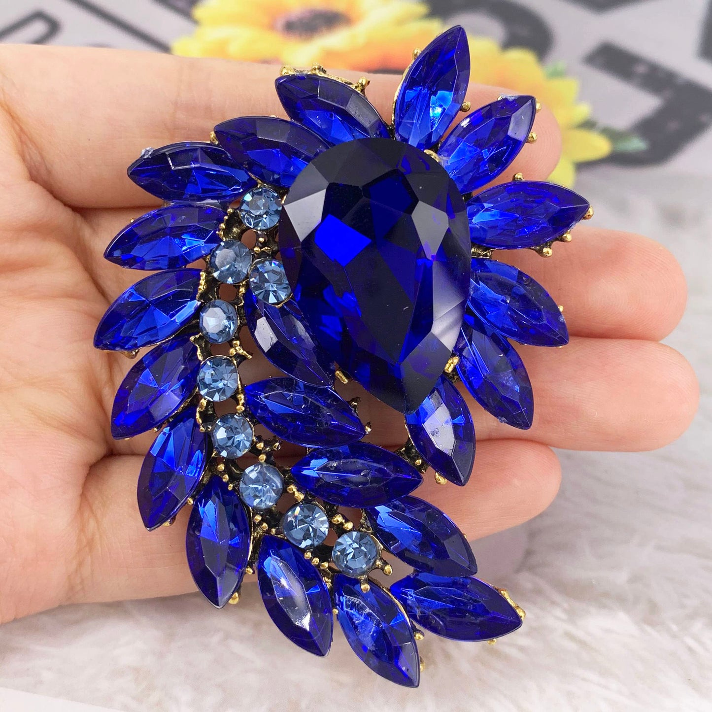 SELOVO Marquise Shape Rhinestone Red Leaf Costume Brooch Pin Jewelry Antiqued Gold Tone (Blue)