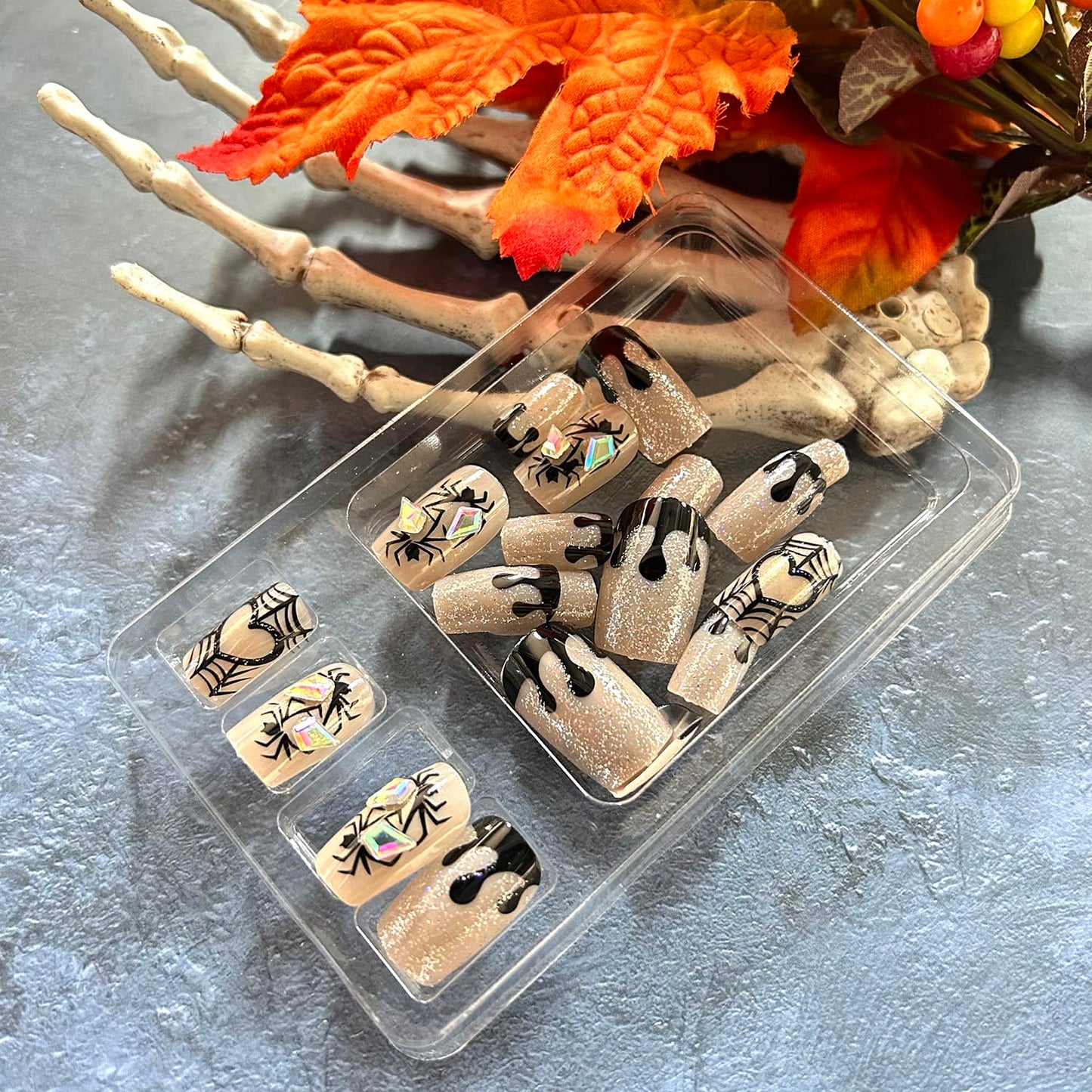 Halloween Press on Nails Medium Square Glitter Powder Heart Spider Web False Nail Acrylic Artificial Fingernails Spider with Rhinestones Design Full Cover Festival Stick on Nails for Women Supplies
