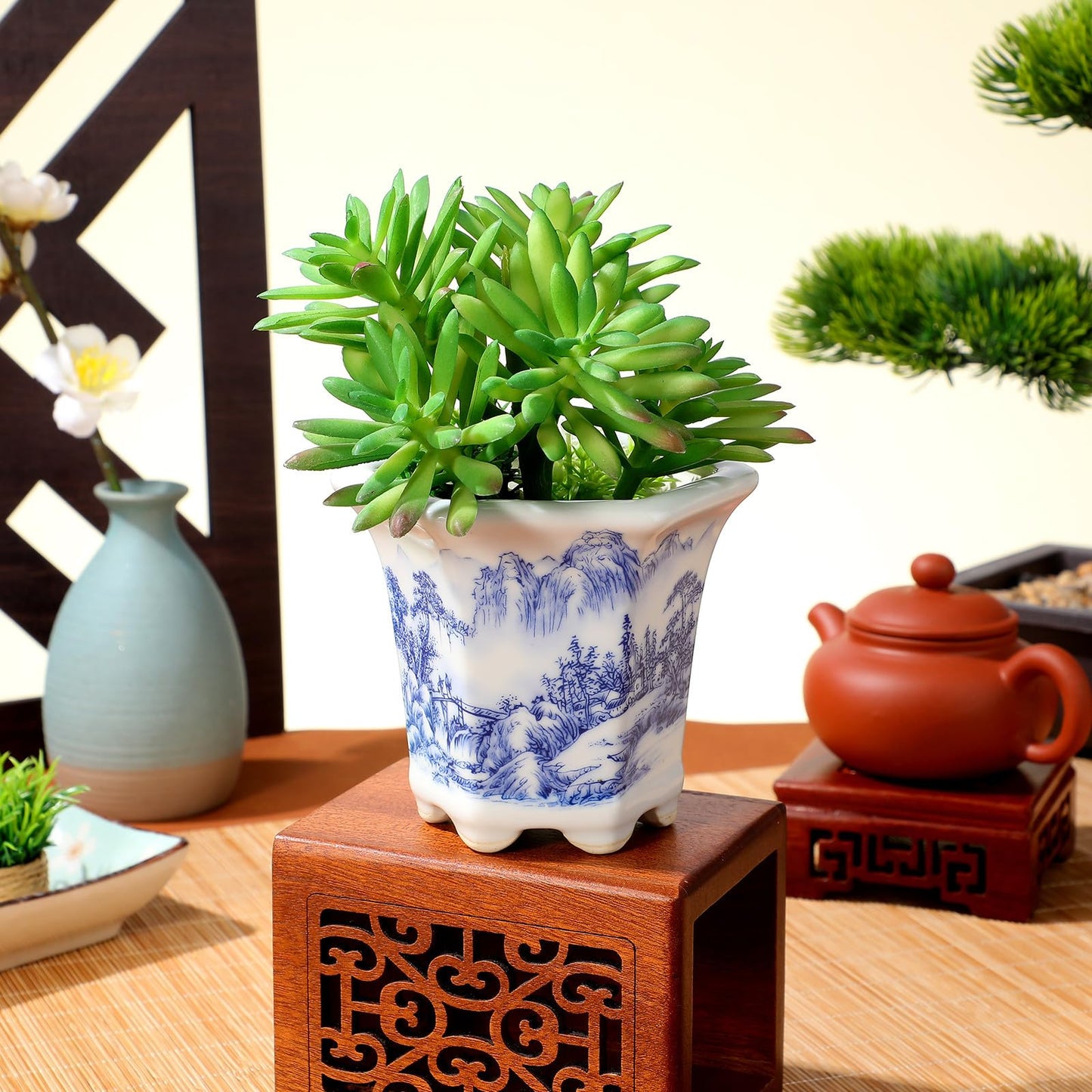 VOSAREA 3.54In Blue and White Planter Pot, Chinoiserie Ceramic Blue and White Pot for Indoor Plants, Succulent Ceramic Planter Desk Home Decor