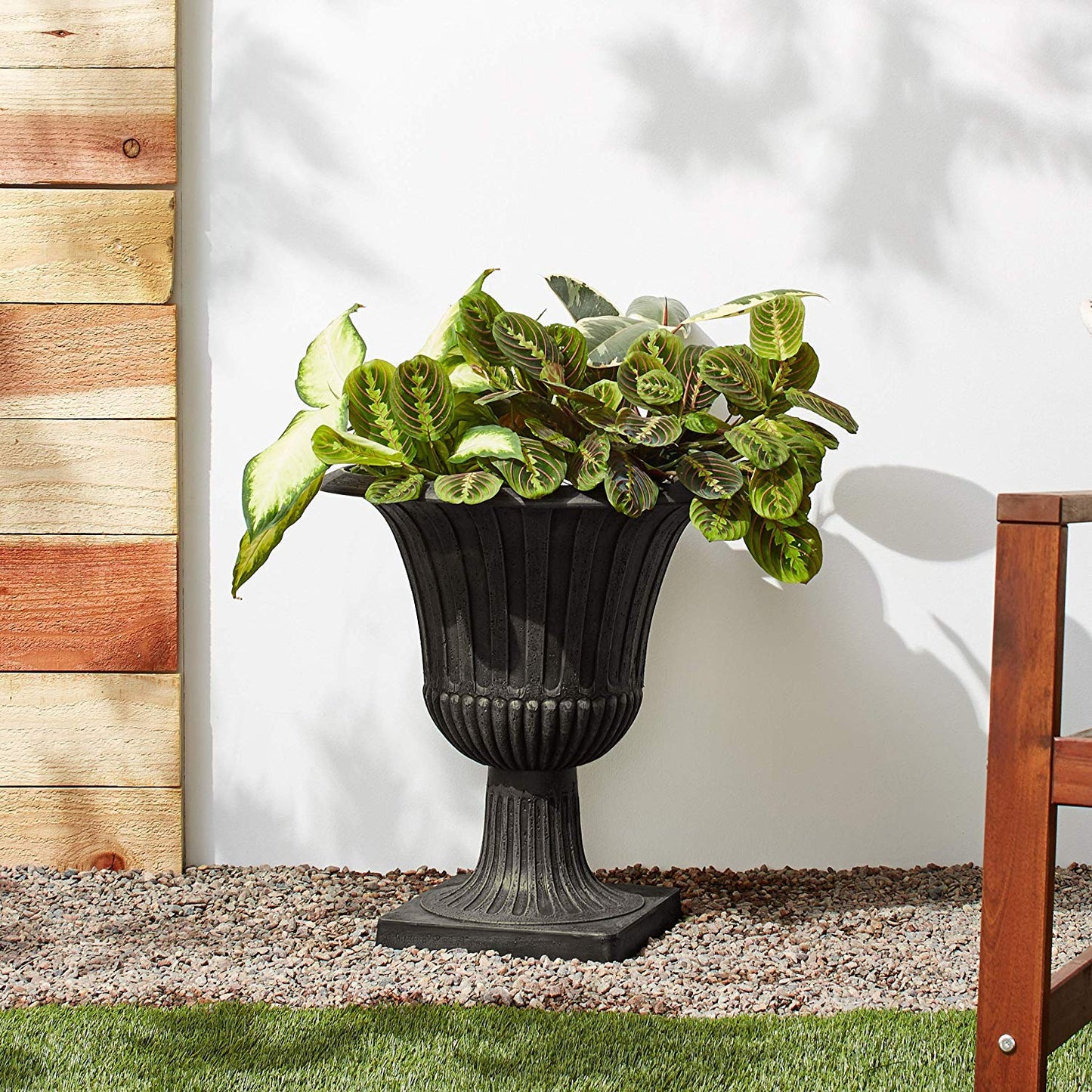 Arcadia Garden Products G50BK, Black Worthington Urn