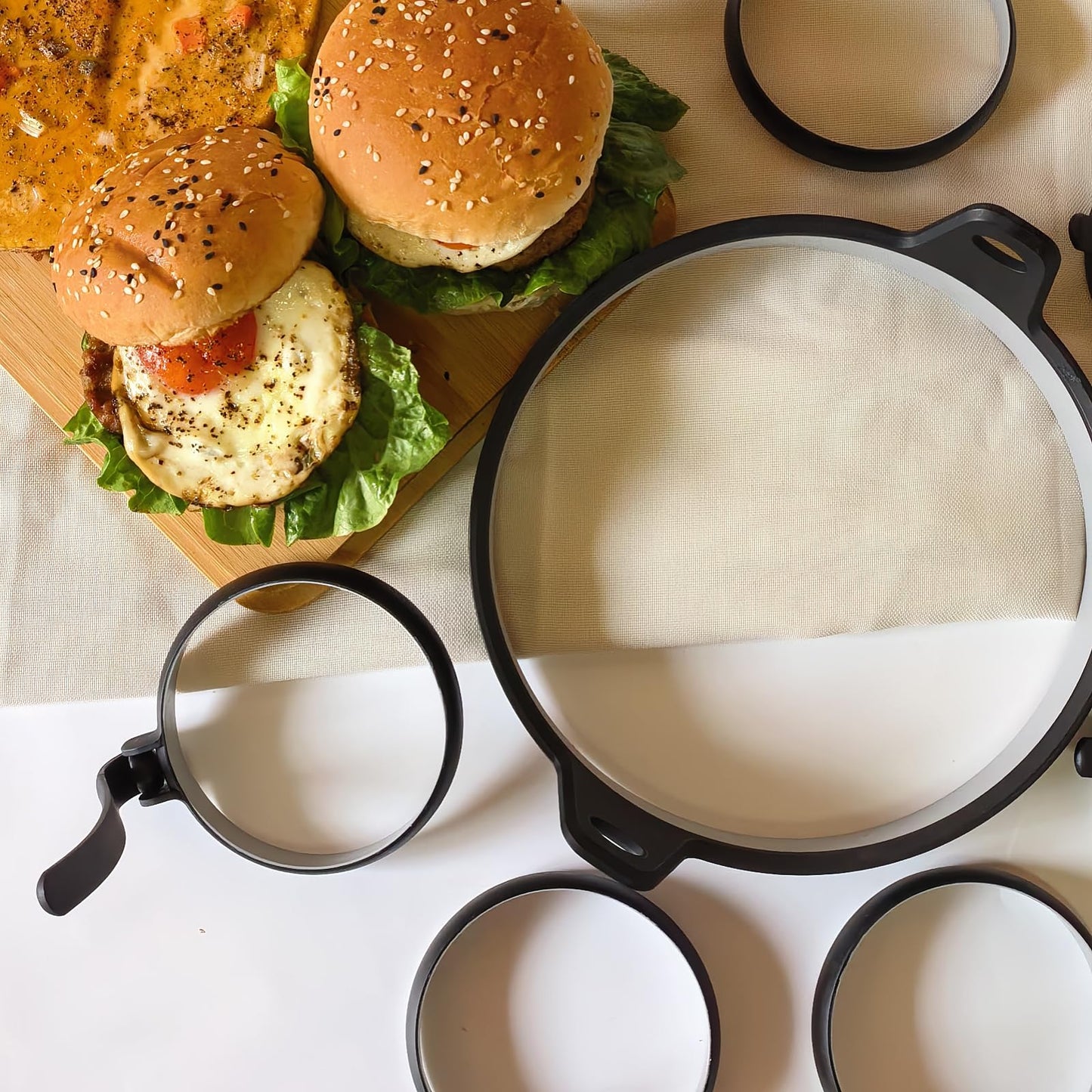 GAGAQI Nonstick Silicone Egg & Omelet Ring Kit,4" Egg Rings & 8" Omelet Ring, Egg Rings for Frying Eggs, Pancakes, Patties and English Muffins, 7 Piece Set (BLACK)