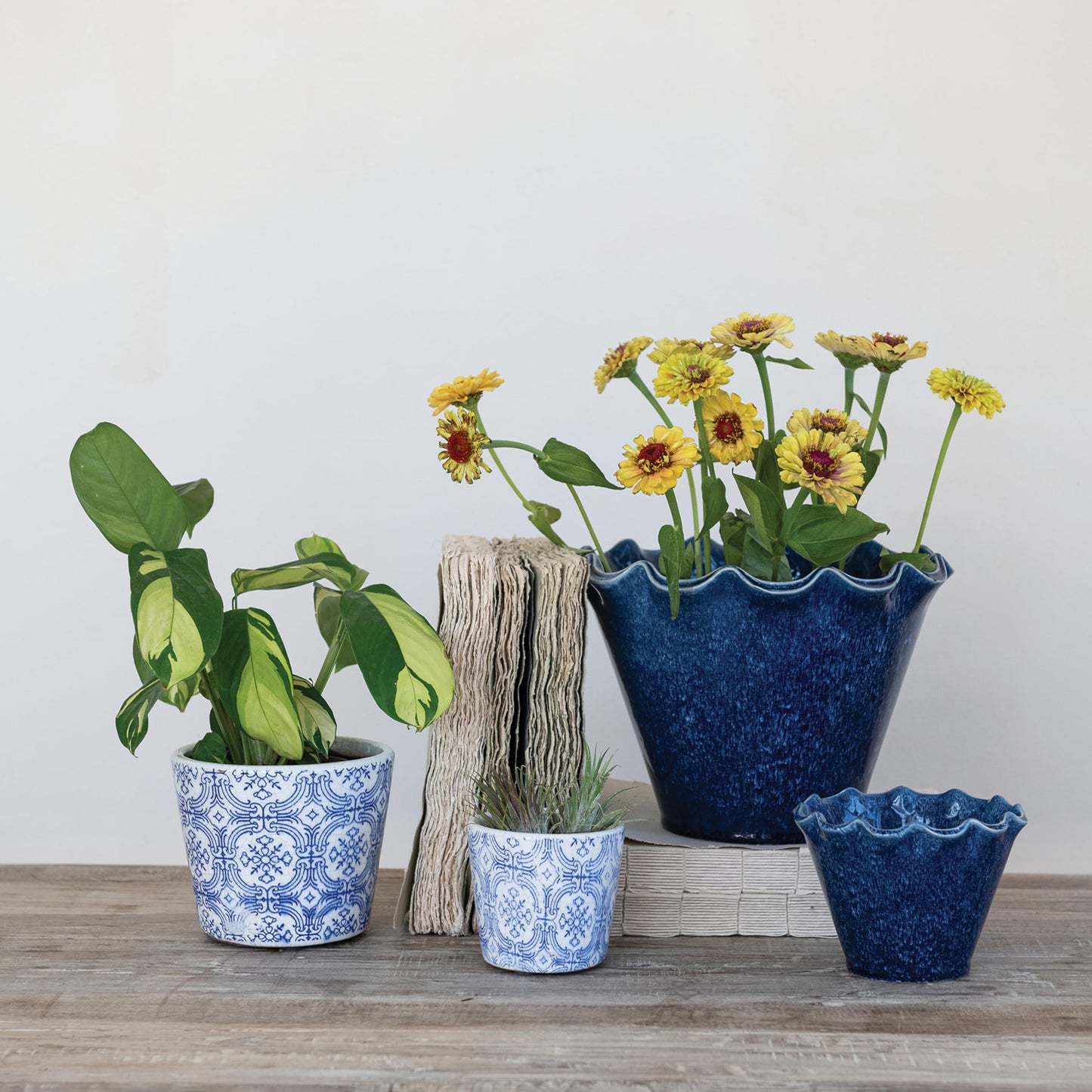 Creative Co-Op Large Stoneware Planter with Ruffled Edge and Drainage Hole with Reactive Glaze, Blue