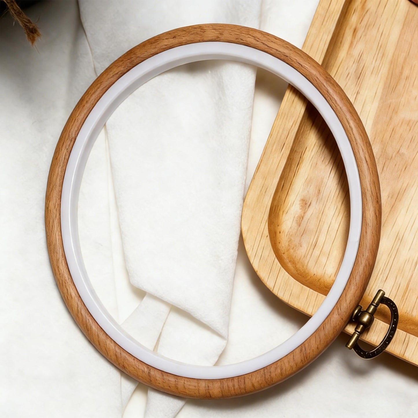 4 Pcs 6 Inch Embroidery Hoop, Round Cross Stitch Hoop Rings Durable Embroidery Hoops for DIY Art Craft Sewing Projects, Decorative Embroidery Hoop Frame Kits for Handmade Ornaments & Home Display