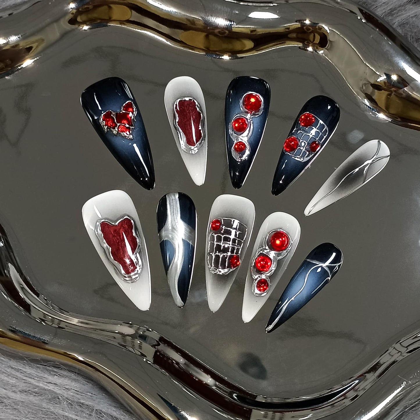 TENPAL Halloween Vampire Nails,Gothic Press On Nails Long Stiletto With Tools,Black Dark Ombre Fake Nails with Red Gems,10Pcs Hand-Painted Glossy Acrylic Glue on Nails for Women Parties Events(XS)