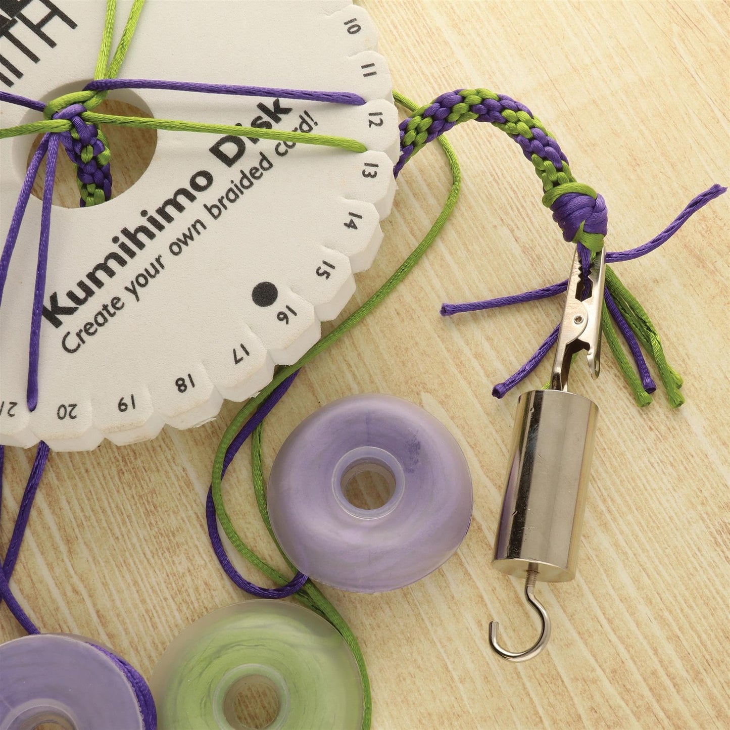 The Beadsmith Kumi Lite Weight, 90gm (3.1oz), with Alligator Clip, Use When Creating Kumihimo Braids, for Consistent Tension When Braiding