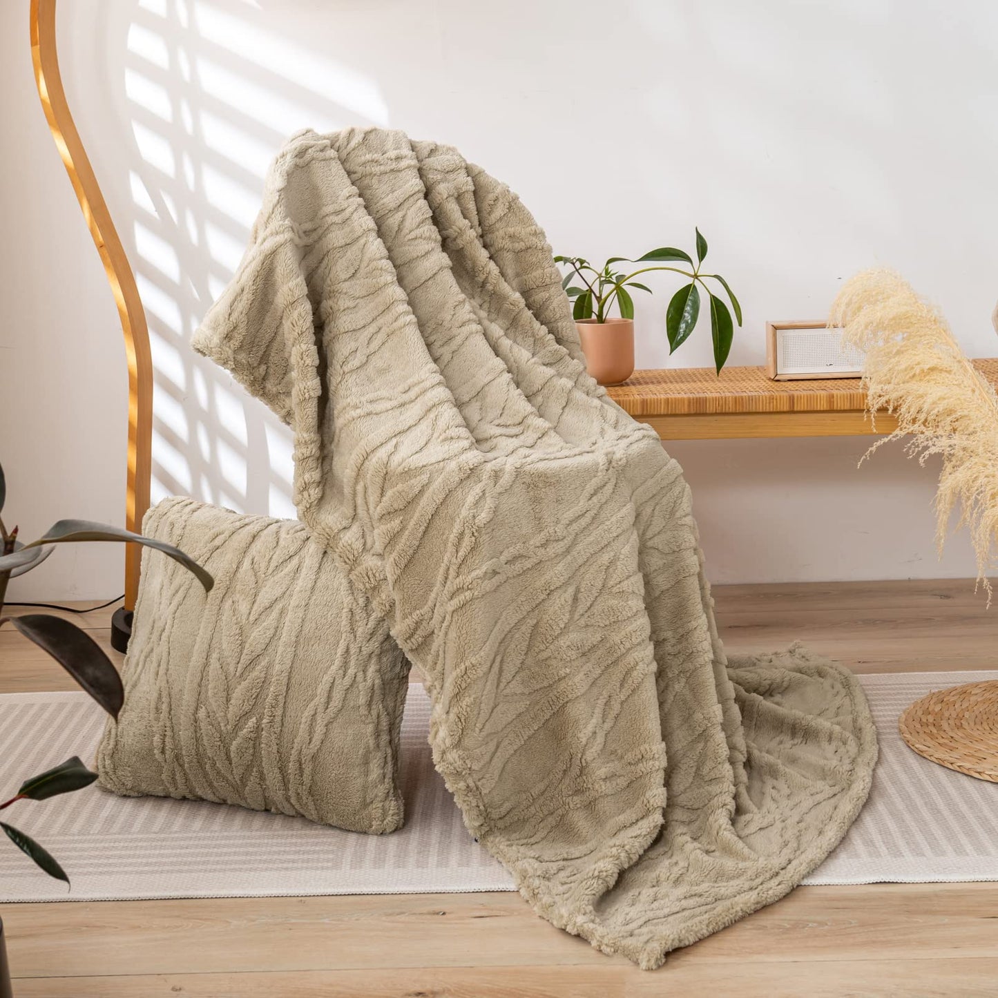 YUSOKI Sherpa Throw Blanket-3D Stylish Design Super Soft Fuzzy Cozy Warm Blanket Thick Plush Fluffy Furry Blankets for Teen Girls Women Couch Bed Sofa Chair Men Boys Gift(Tan,50"x65")