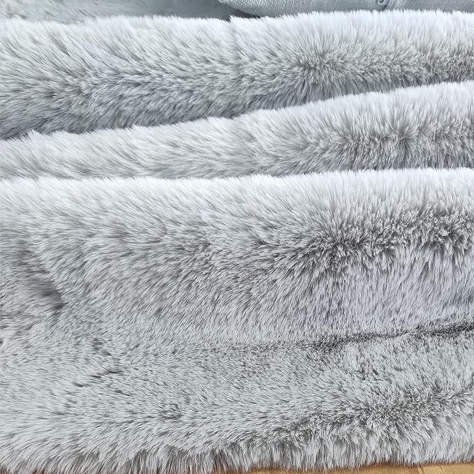 Ghouse Ultra Soft Faux Rabbit Fur Rug 5x8, Machine Washable Area Rugs for Bedroom Fluffy Rugs for Living Room, No-Shedding Carpet Sheepskin Rug Grey