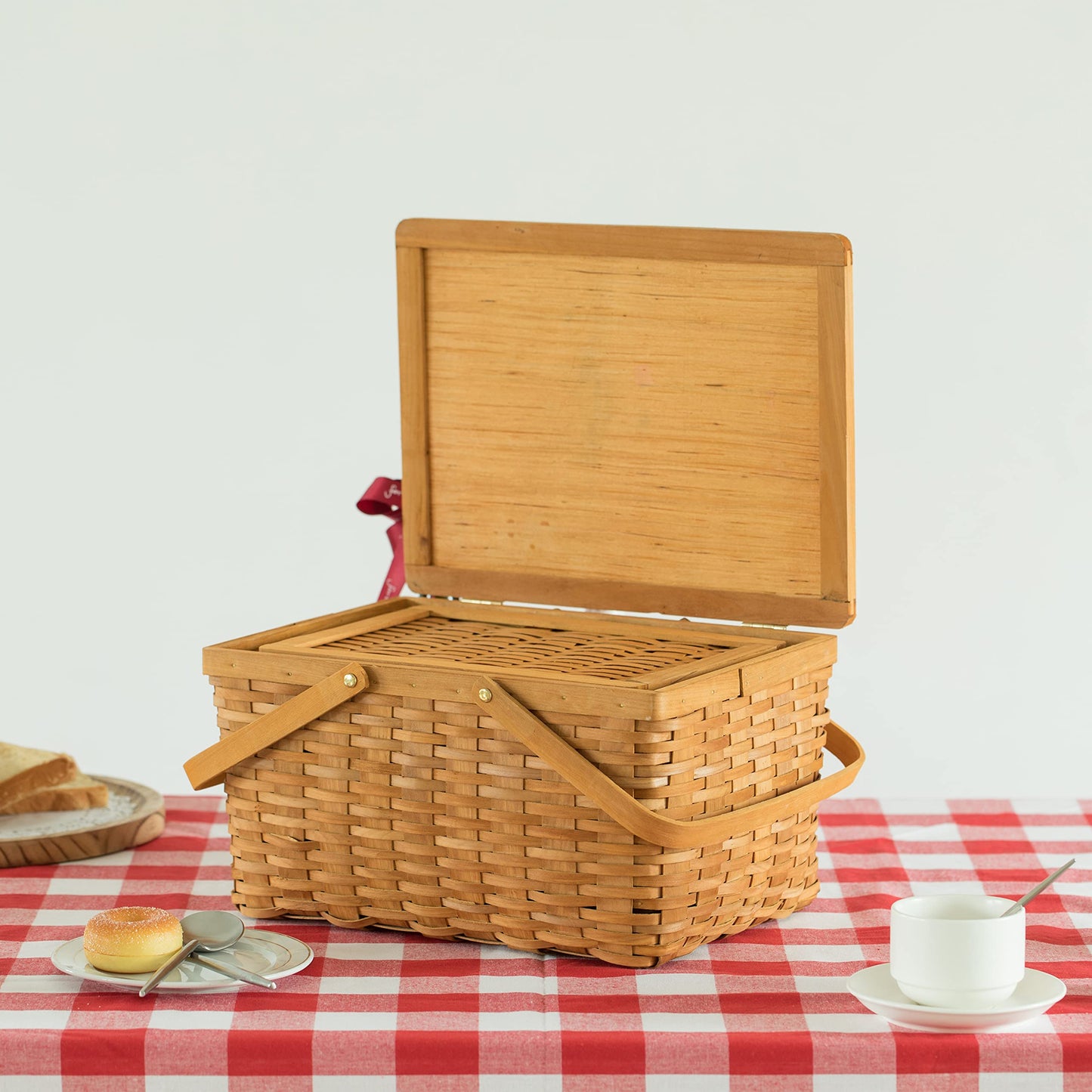 Woodchip Picnic Storage Basket with Cover and Movable Handles, Large