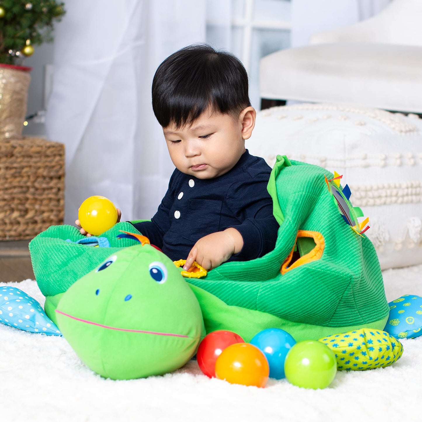 Melissa & Doug Kids Turtle Ball Pit with 60 Balls, Green