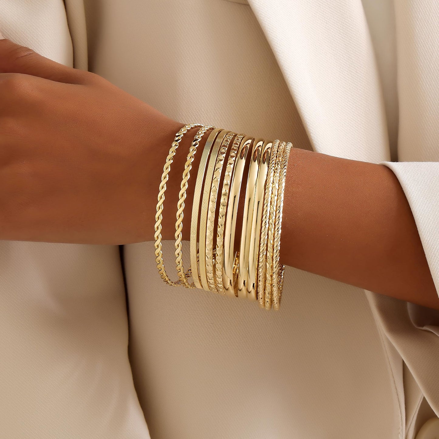 AYWFCBF Gold Bangles Bracelets for Women, 12Pcs Gold Plated Stackable Bracelets Multi Layer Textured Gold Bracelets Set Jewelry for Women