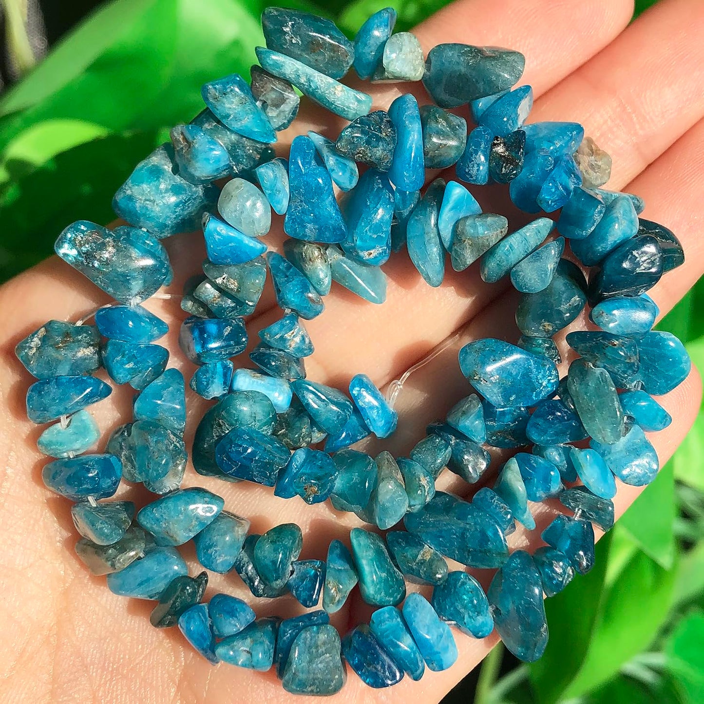NITOPUPU 30in Apatite Natural Chip Stone Beads 5-8mm About 230pcs, Irregular Drilled Blue Bead for Bracelets Jewelry Making Supplies for Adults, DIY Crafts.