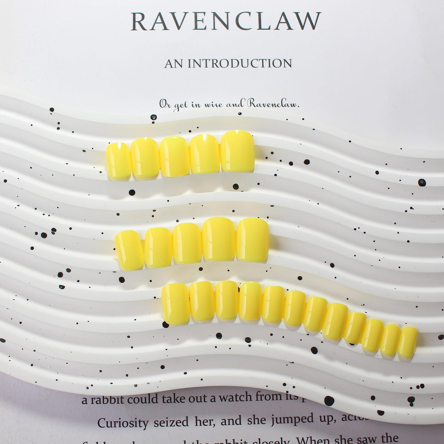 XCREANDO Yellow Press on Nails Short Square, 24PCS