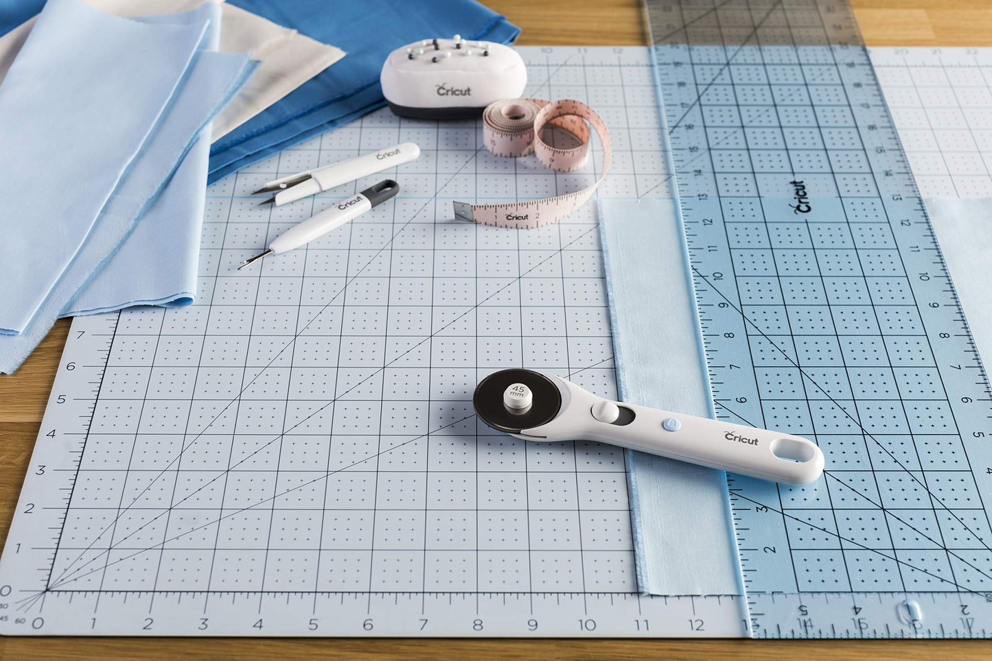 Cricut Self Healing Cutting Mat - Mat for use with TrueControl Knife, Rotary Cutter, Craft Knife, Xacto Knife - 12" x 12" [Blue]